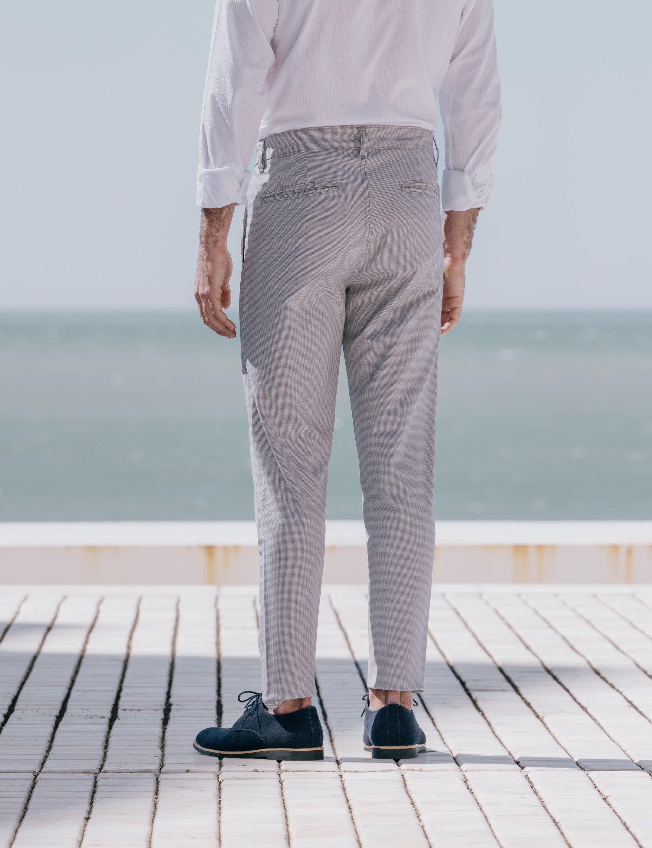 PANTALÓN CASUAL PATA DE GALLO GRÍS