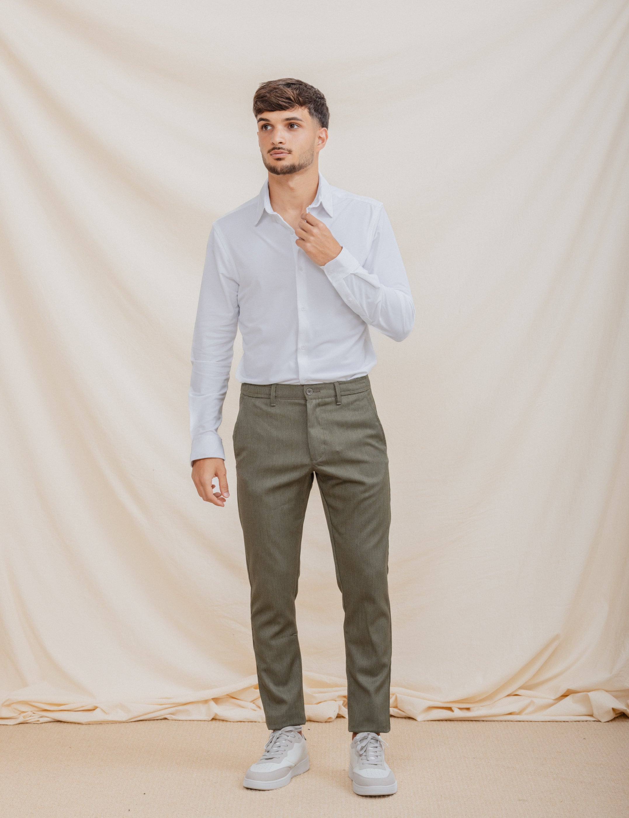 PANTALÓN CASUAL DE VESTIR VERDE