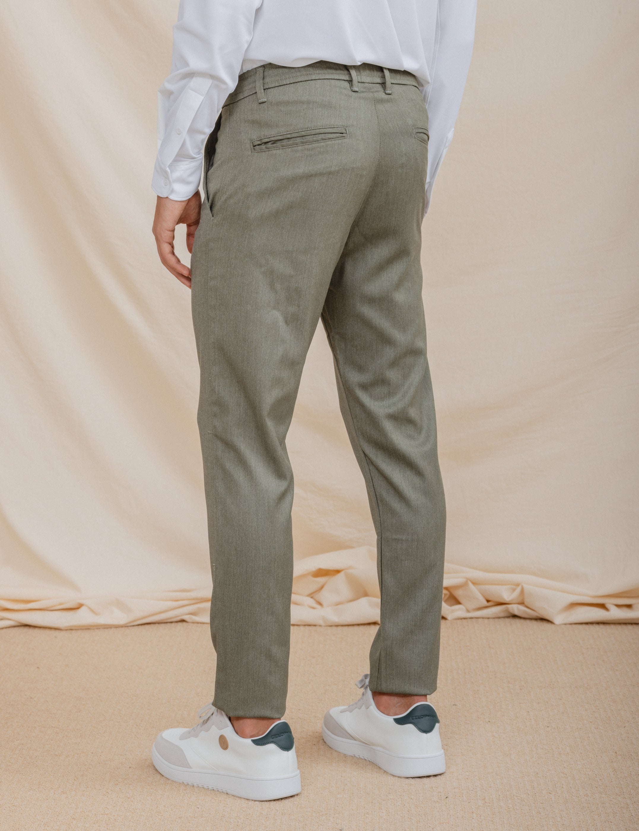 PANTALÓN CASUAL DE VESTIR VERDE