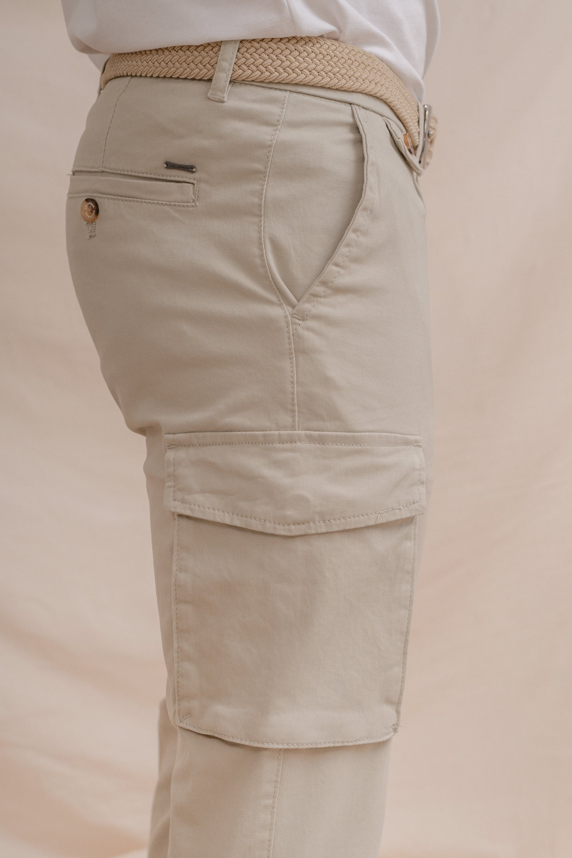 PANTALÓN SLIM CARGO CON PINZAS