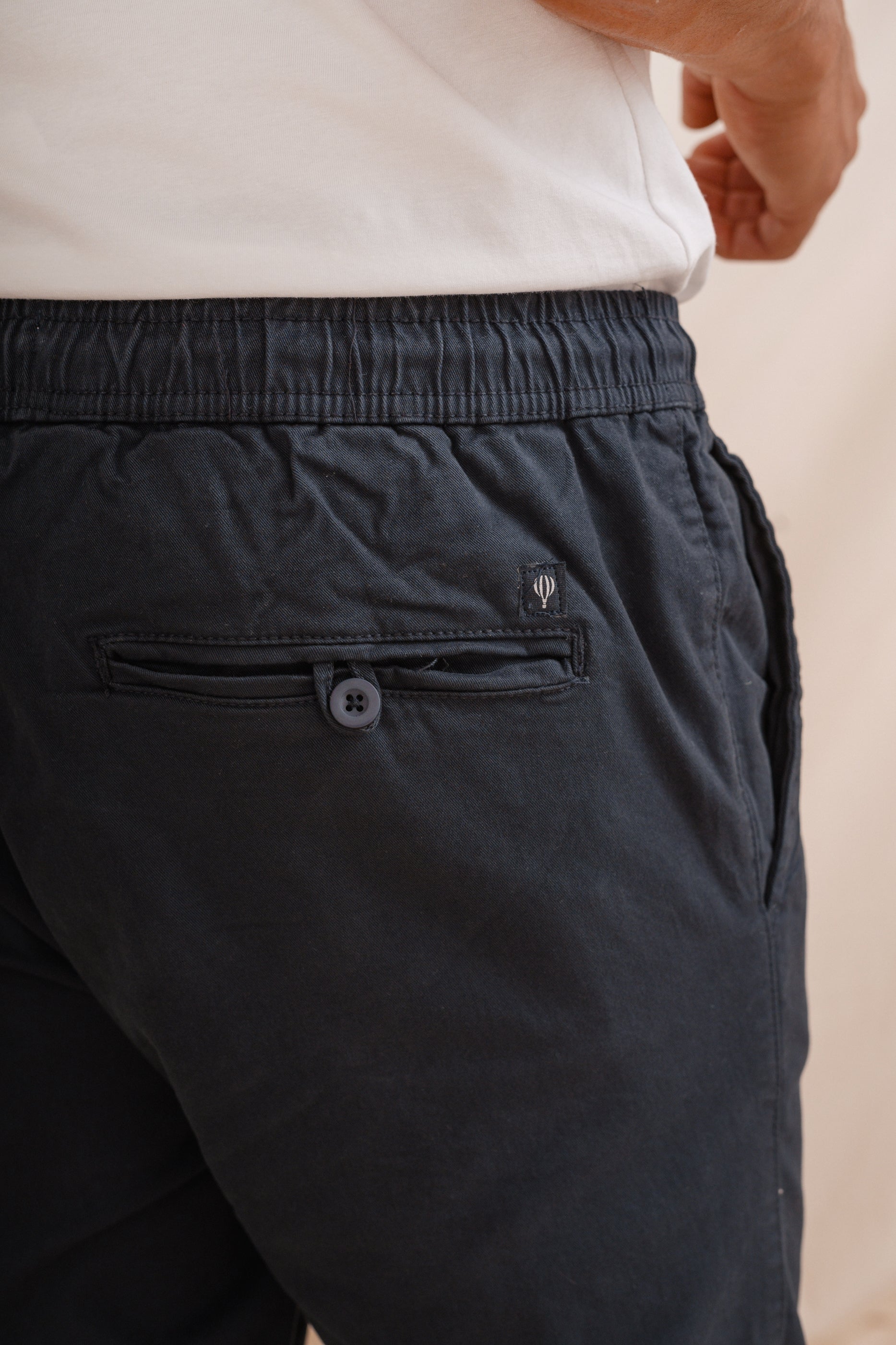 PANTALÓN JOGGER CASUAL MARINO