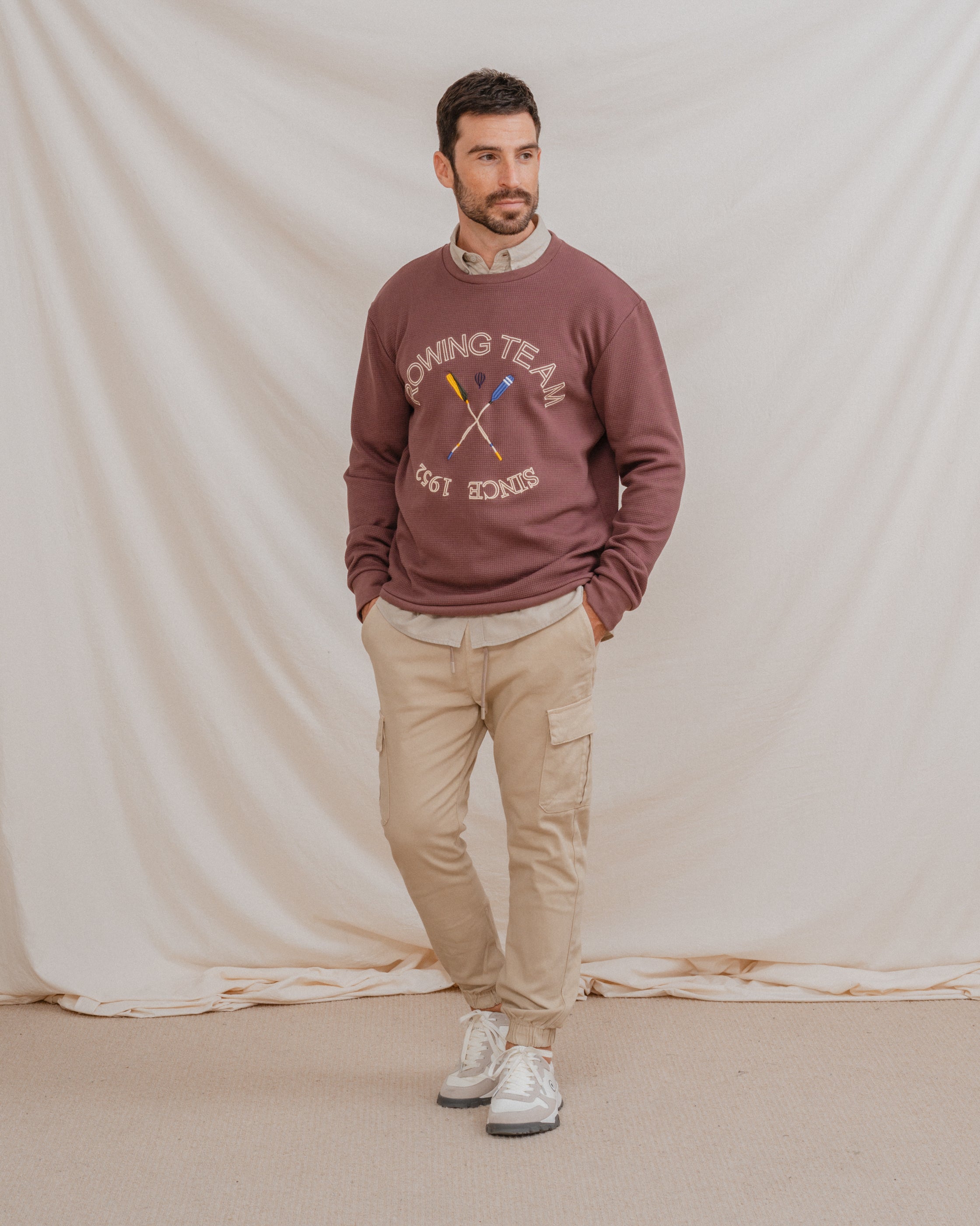 PANTALÓN CHINO CARGO CON GOMA BEIGE