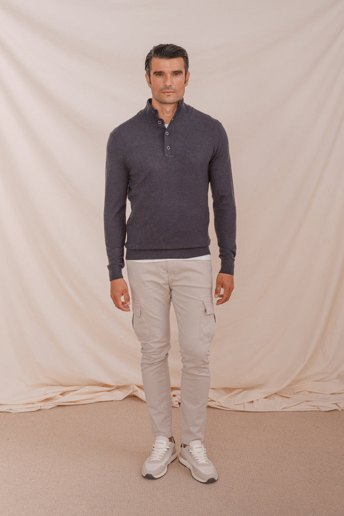 PANTALÓN SLIM CARGO CON PINZAS