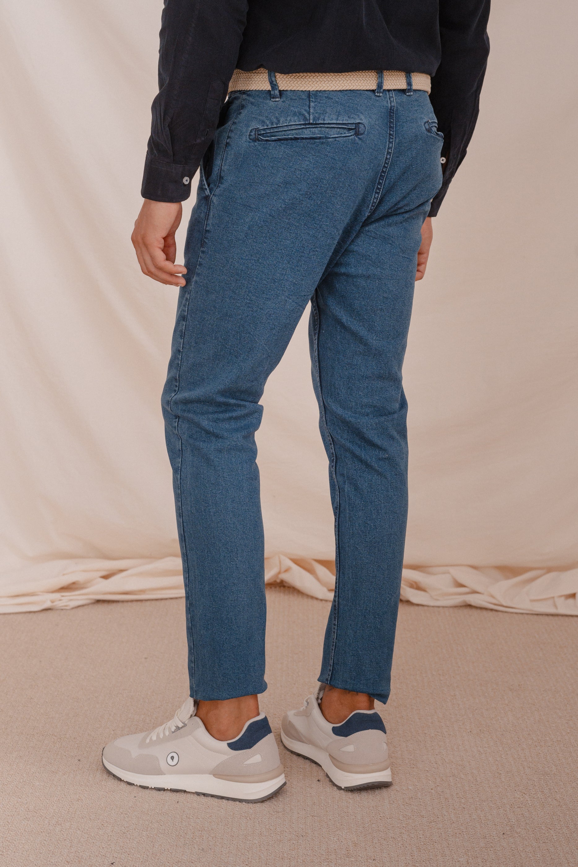 PANTALÓN CHINO SLIM DENIM