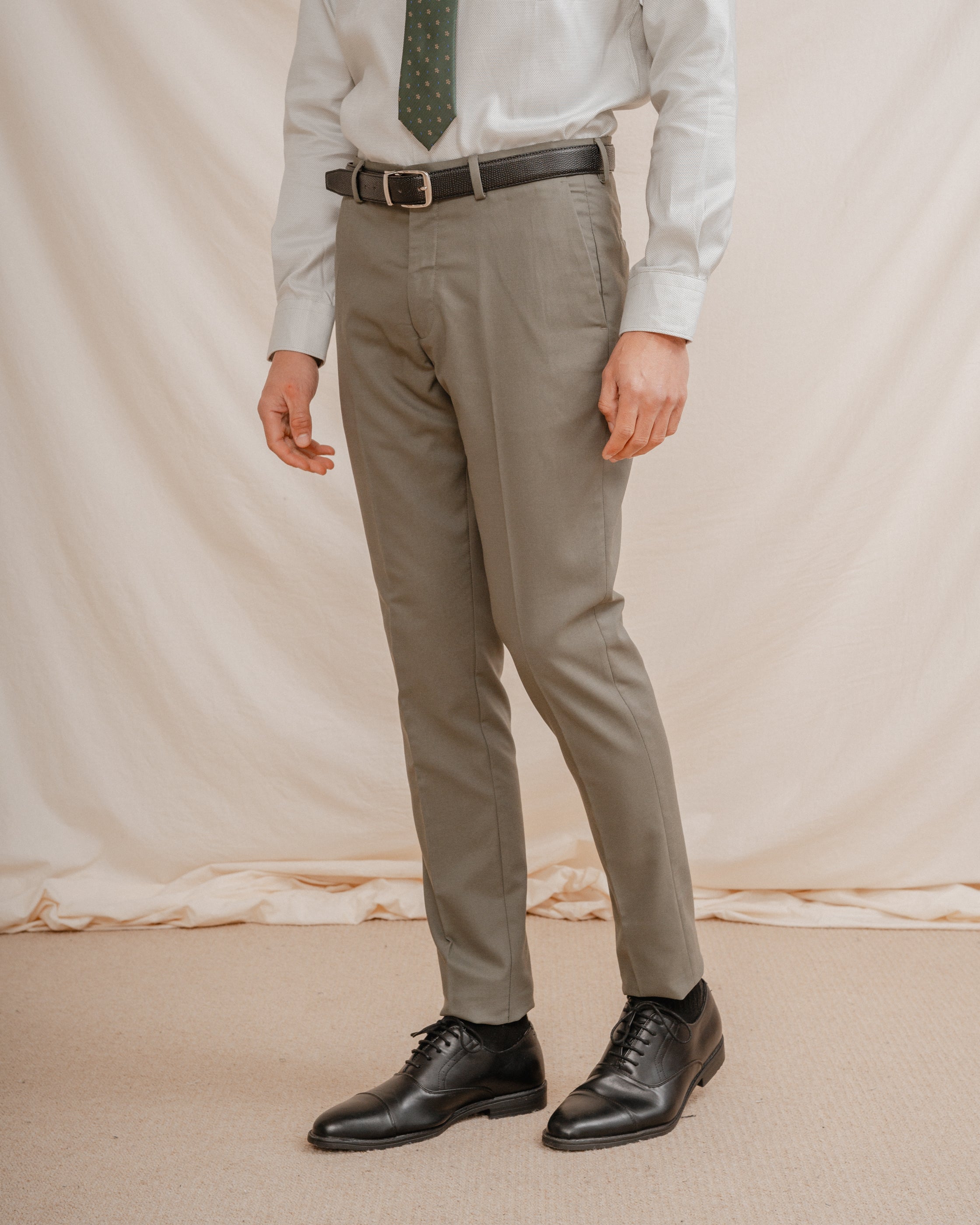 PANTALÓN TRAJE VERDE