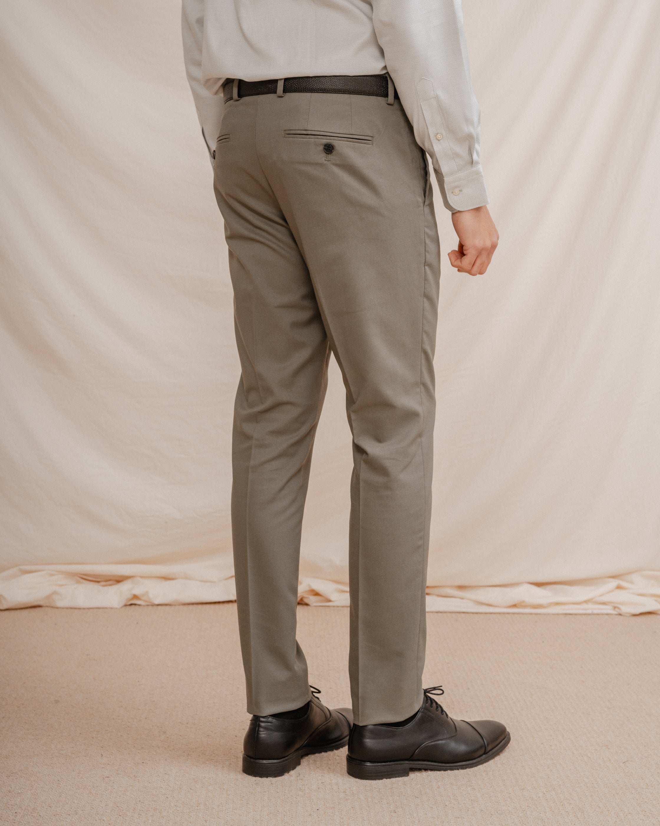 PANTALÓN TRAJE VERDE