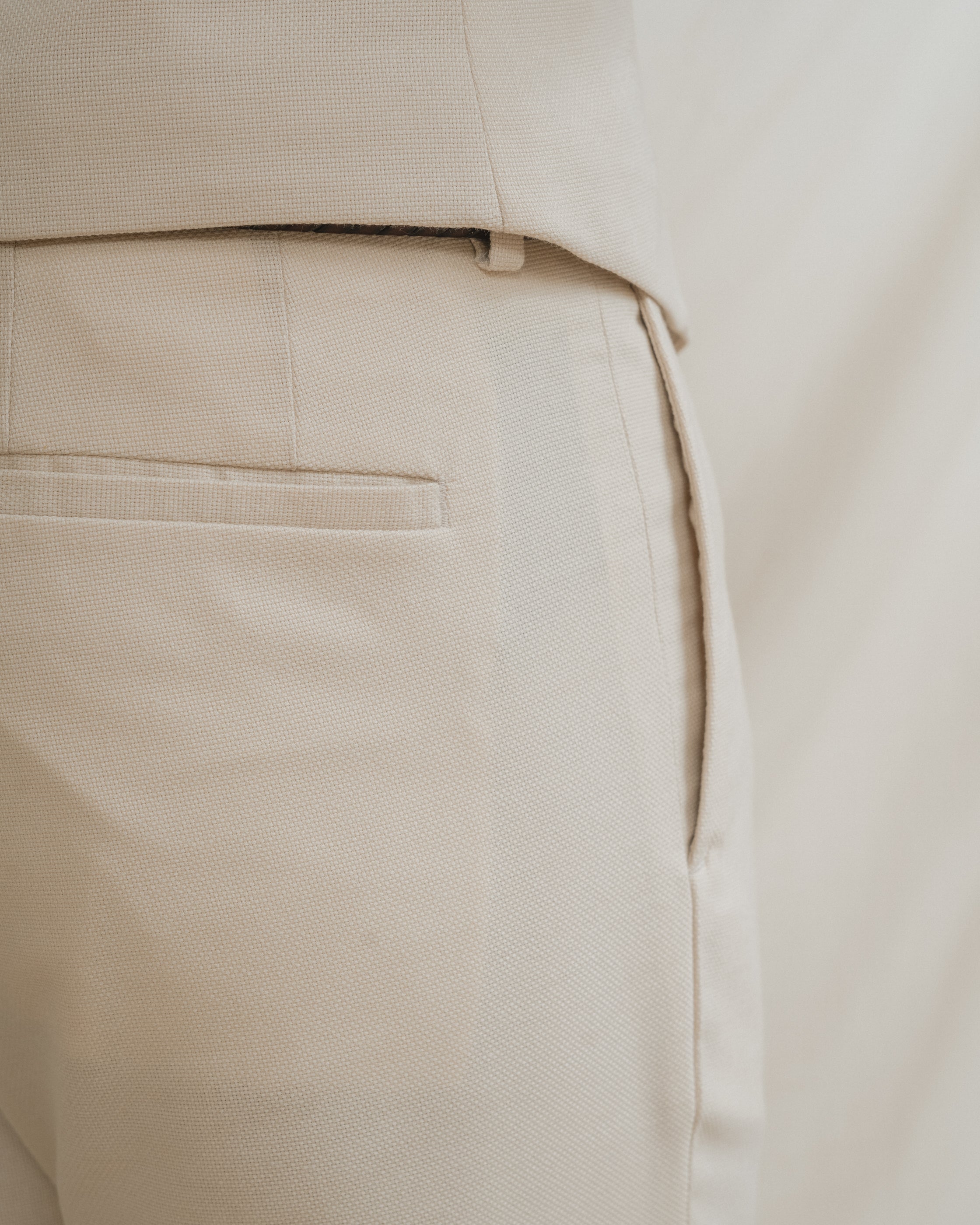 PANTALÓN DE TRAJE BEIGE