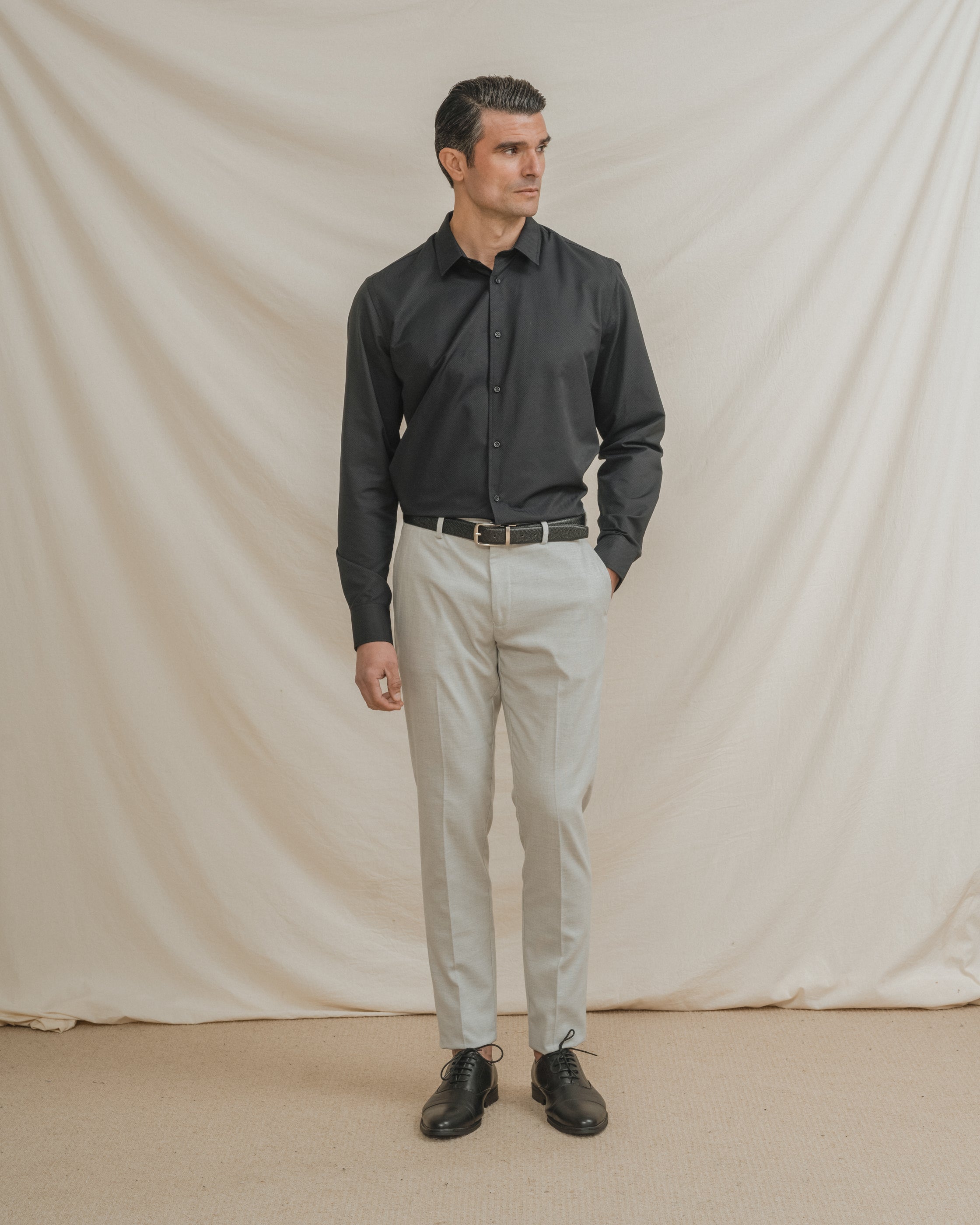 PANTALÓN DE TRAJE GRIS