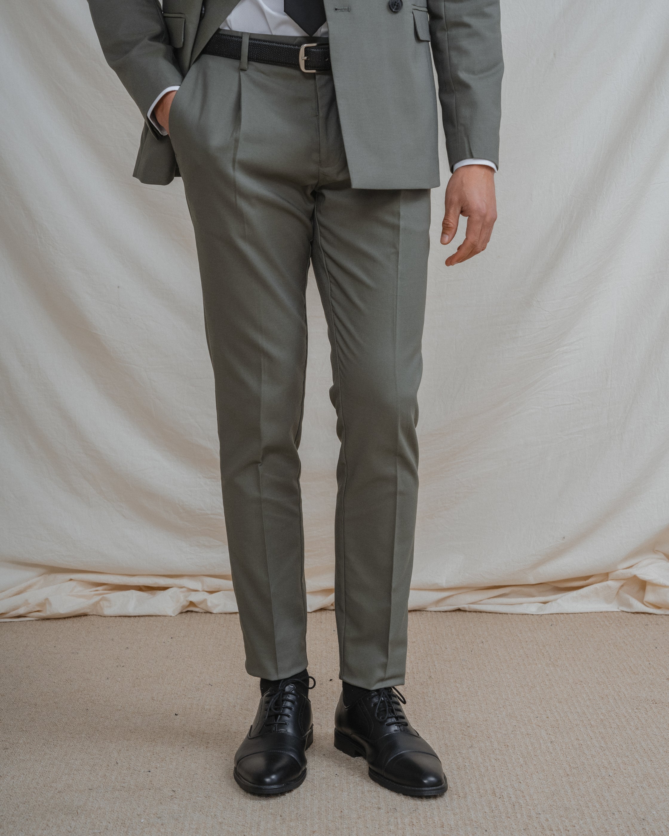 PANTALÓN TRAJE VERDE