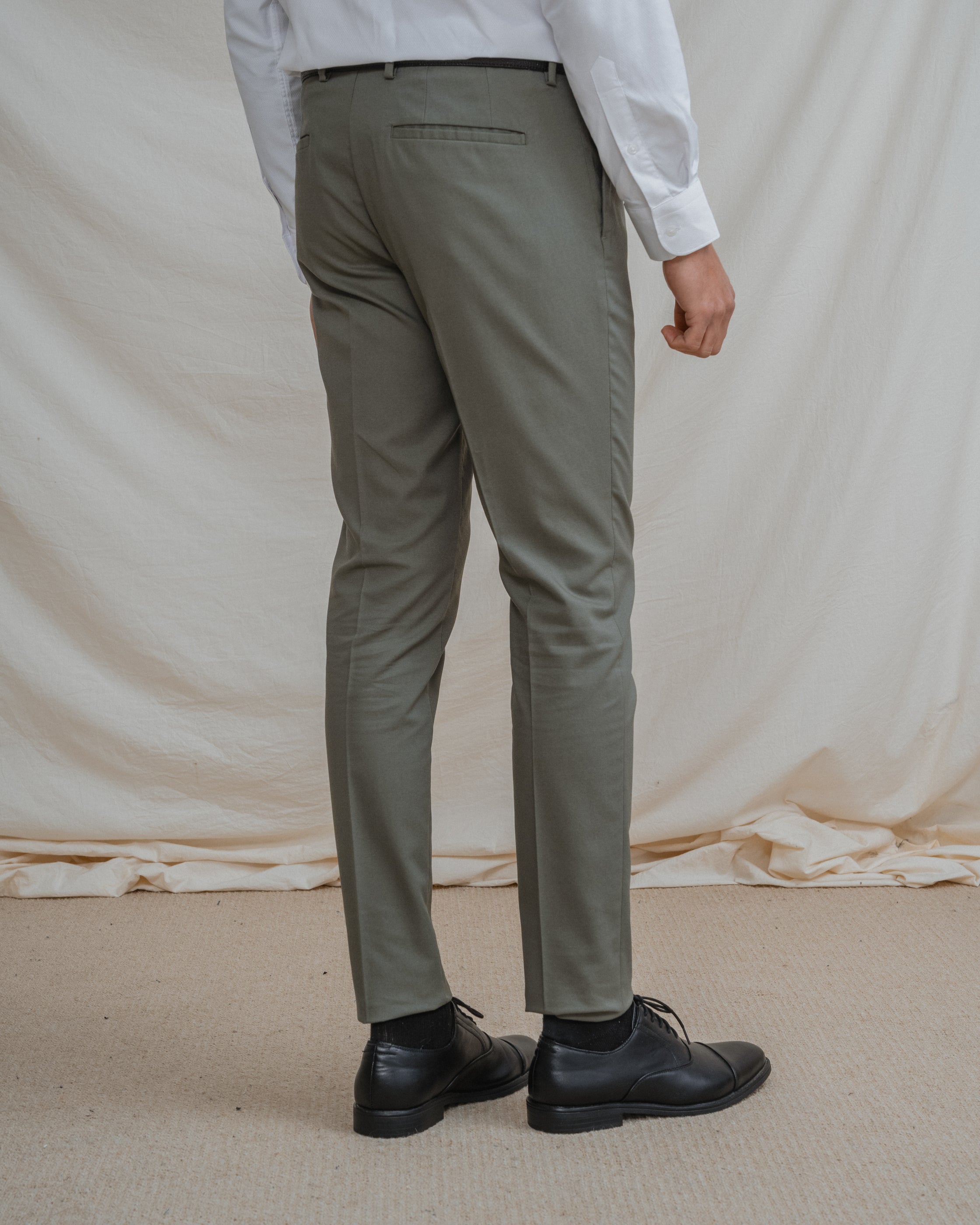 PANTALÓN TRAJE VERDE