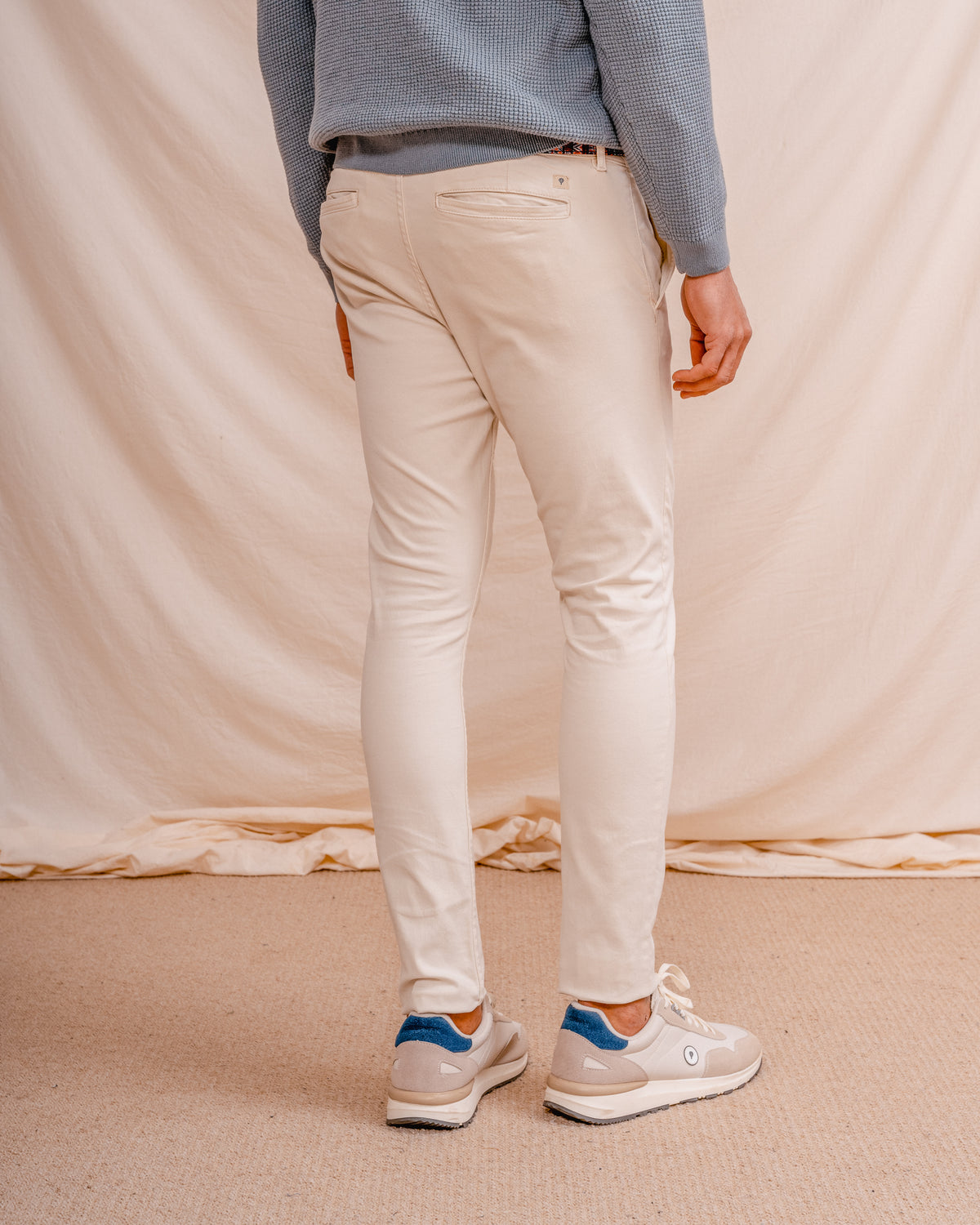 CALÇAS CHINO SKINNY BEGE