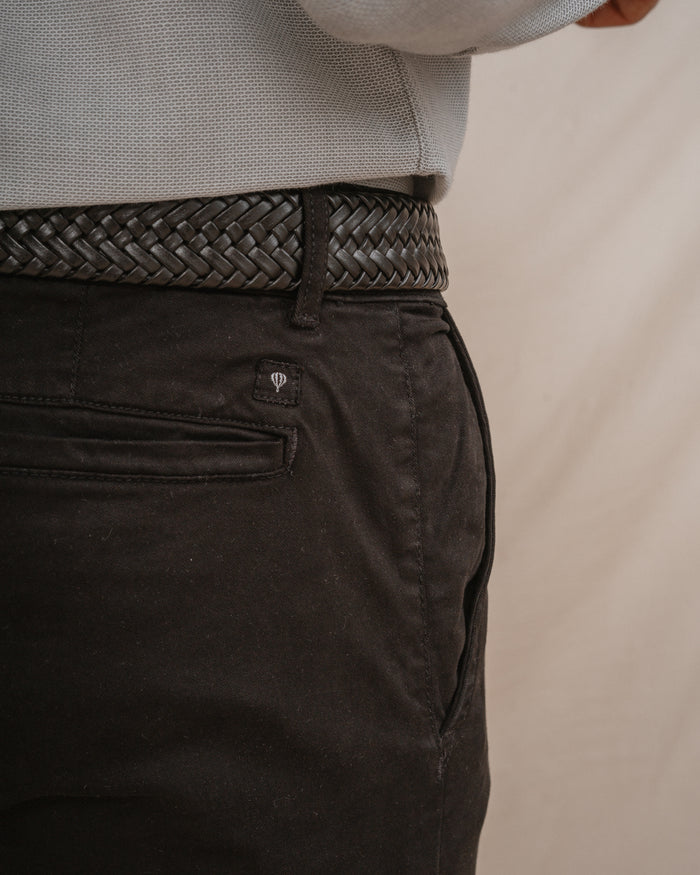 CHINO BÁSICO SLIM NEGRO