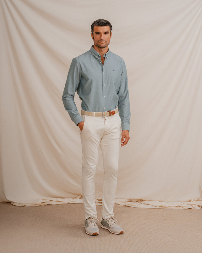 CHINO BÁSICO SLIM BEIGE CLARO