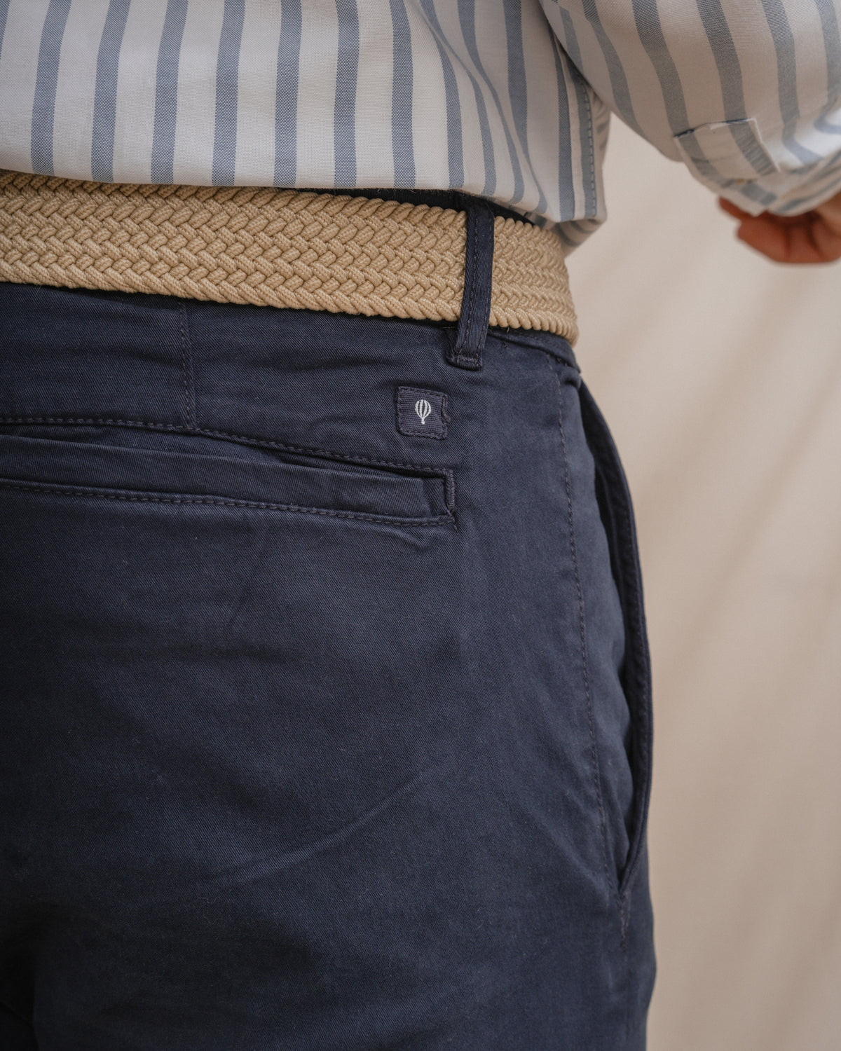 CALÇA CHINO BÁSICA SLIM MARINHO