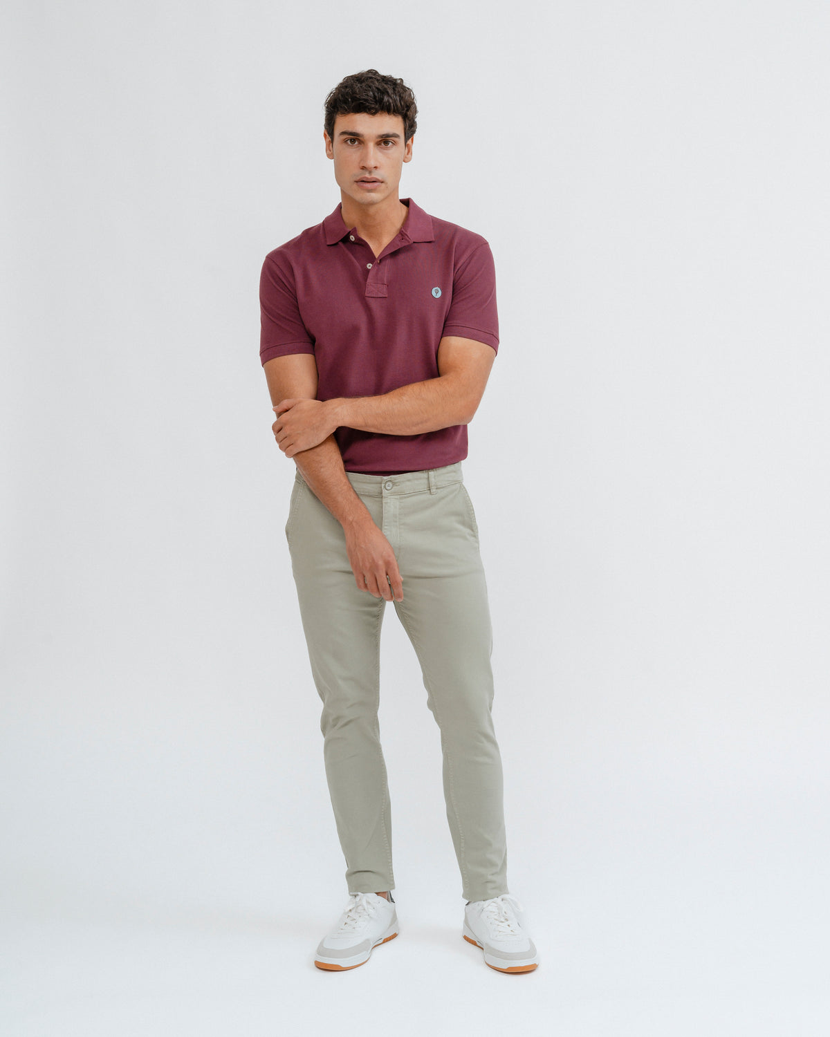 CALÇAS CHINO SLIM VERDES