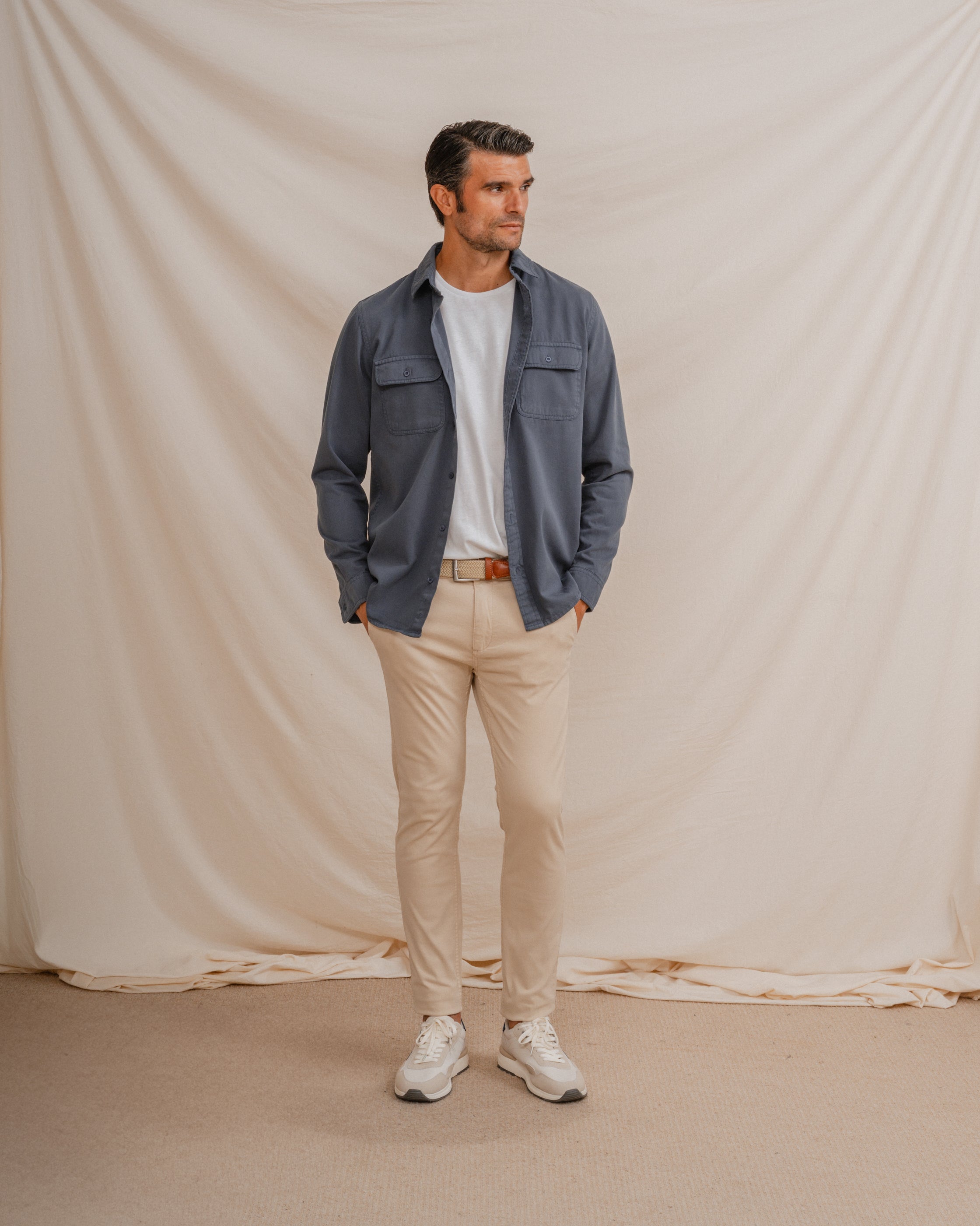 CHINO BÁSICO SLIM CAMEL