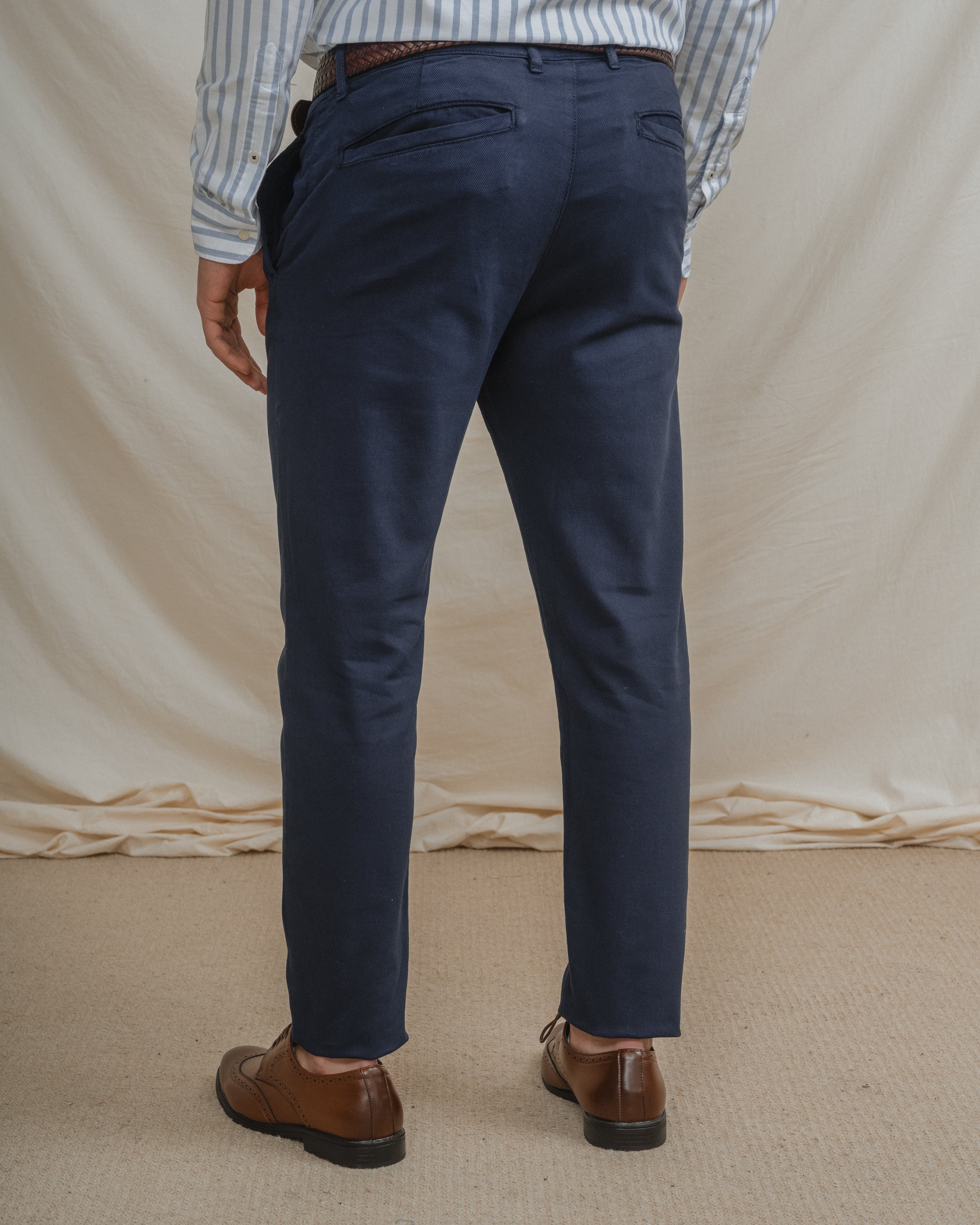 CHINO SLIM PIQUÉ AZUL