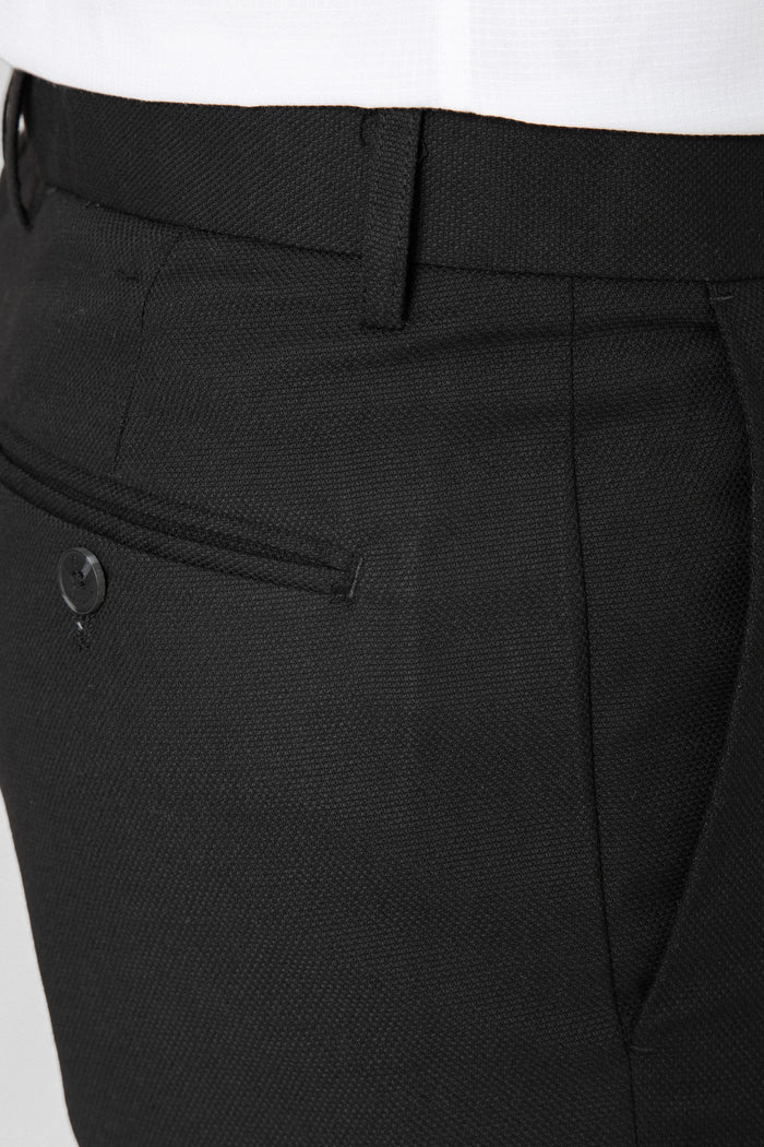 PANTALÓN DE TRAJE NEGRO