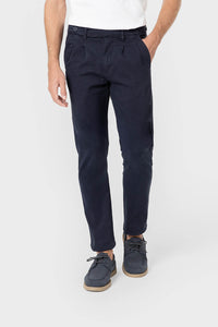 PANTALÓN CHINO PINZAS MARINO