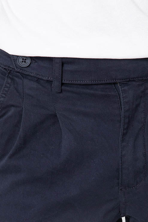 PANTALÓN CHINO PINZAS MARINO