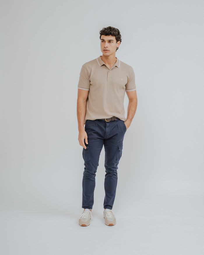 PANTALÓN SLIM CARGO CON PINZAS MARINO