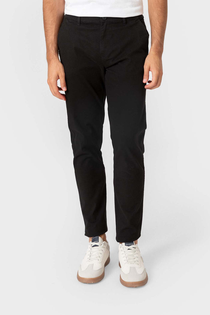 CHINO BÁSICO SLIM NEGRO
