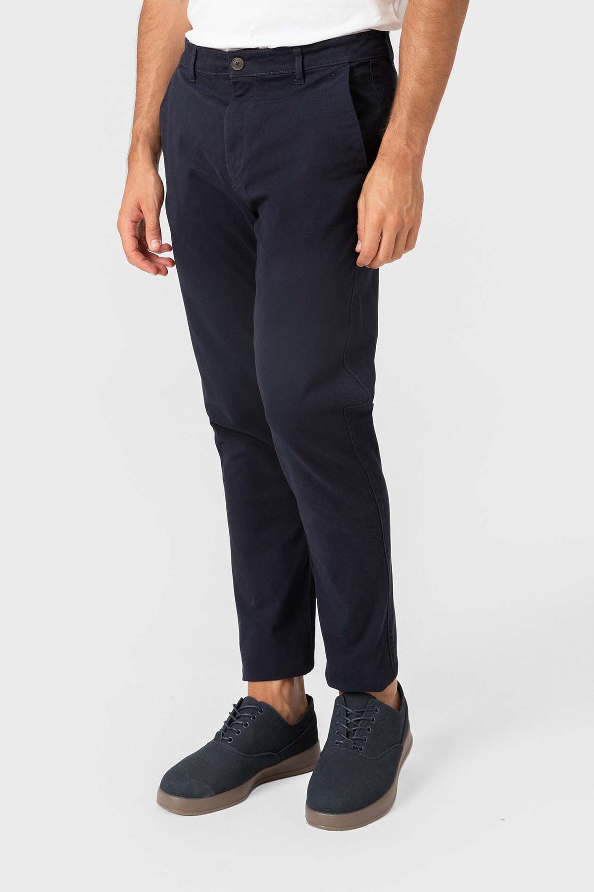 CHINO BÁSICO SLIM AZUL