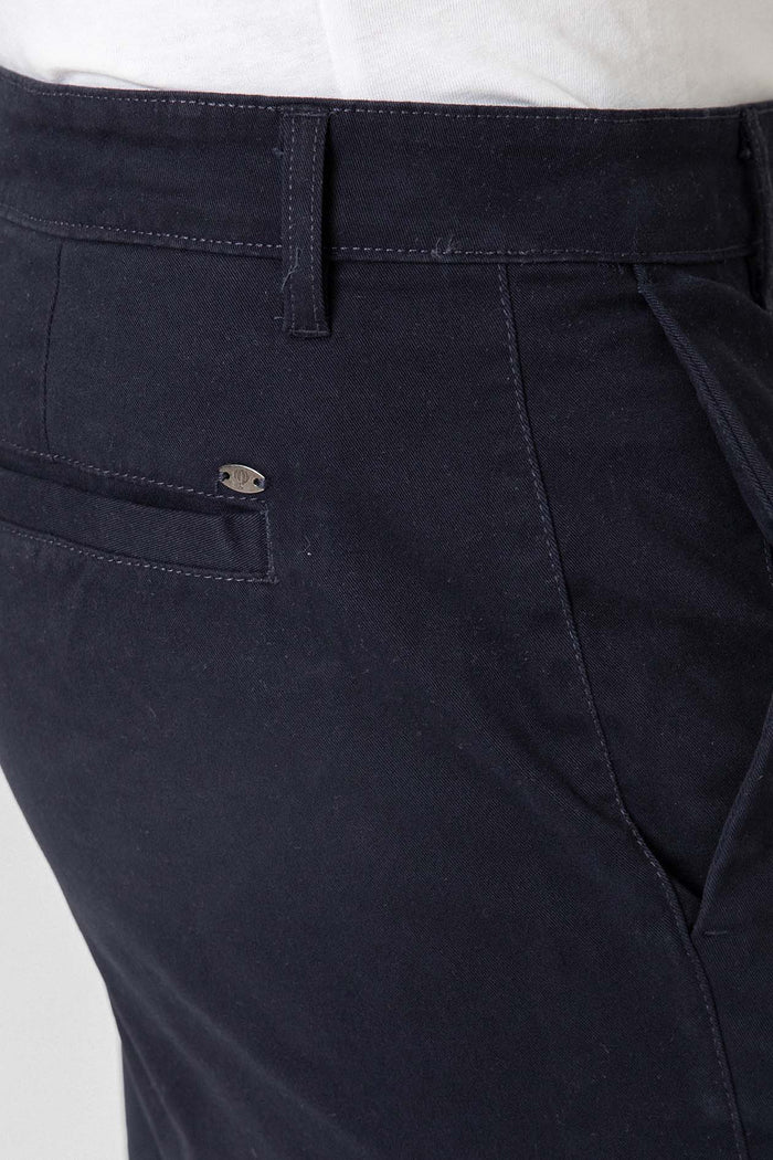 CHINO BÁSICO SLIM AZUL
