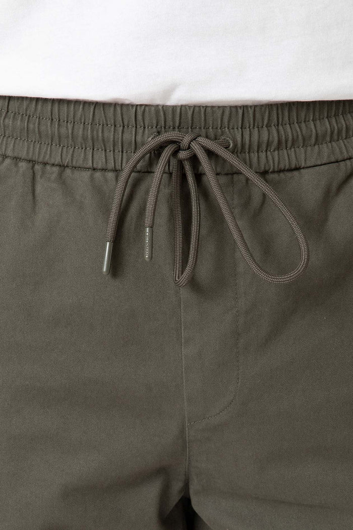 HOSE JOGGER CASUAL GRÜN