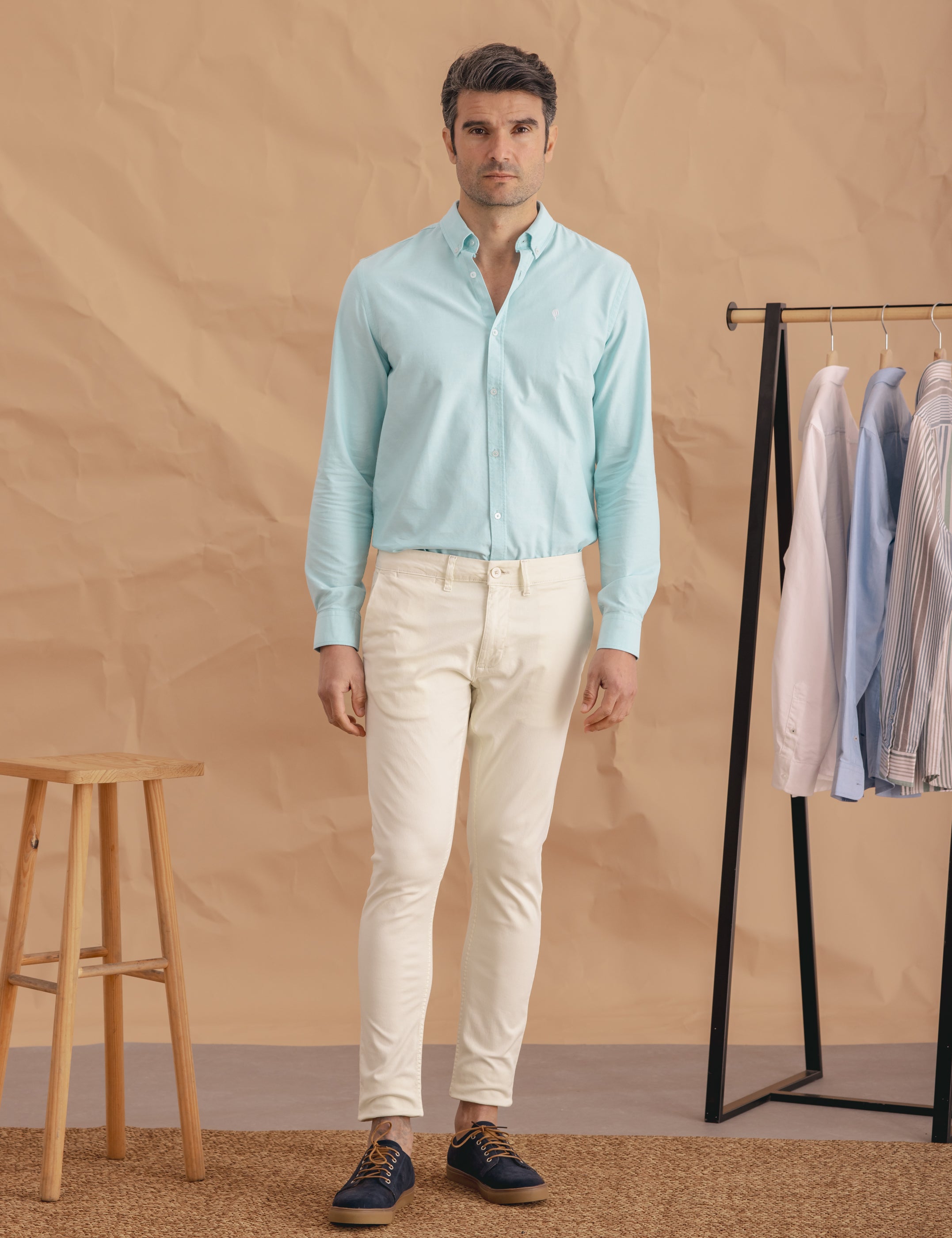 CHINO BÁSICO SKINNY BEIGE CLARO