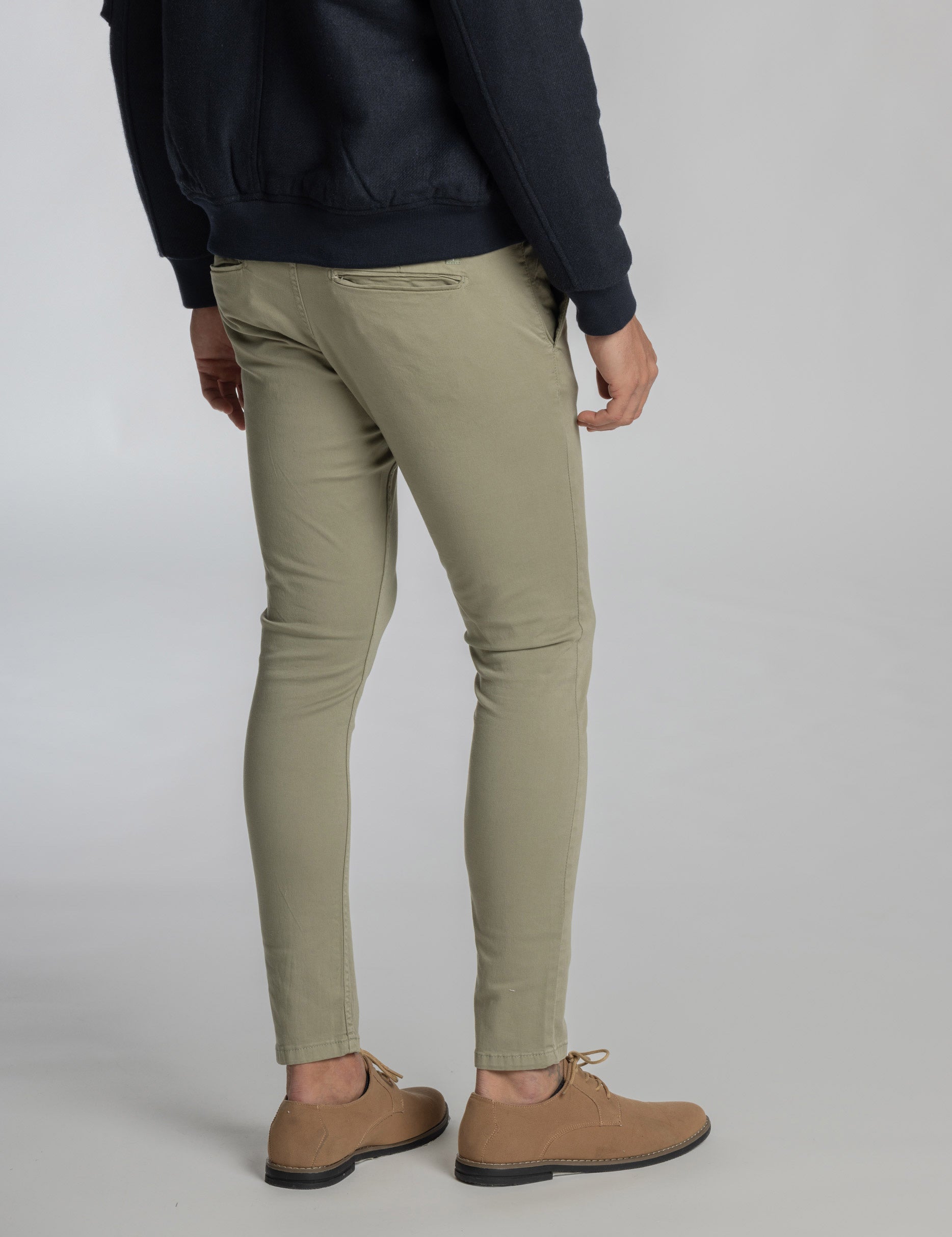 CHINO BÁSICO SKINNY VERDE