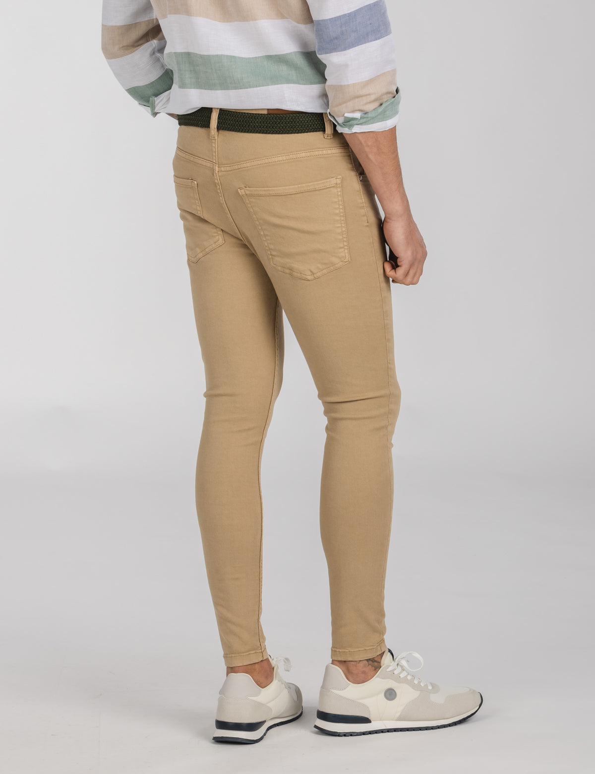CALÇAS 5 BOLSOS SKINNY CAMEL