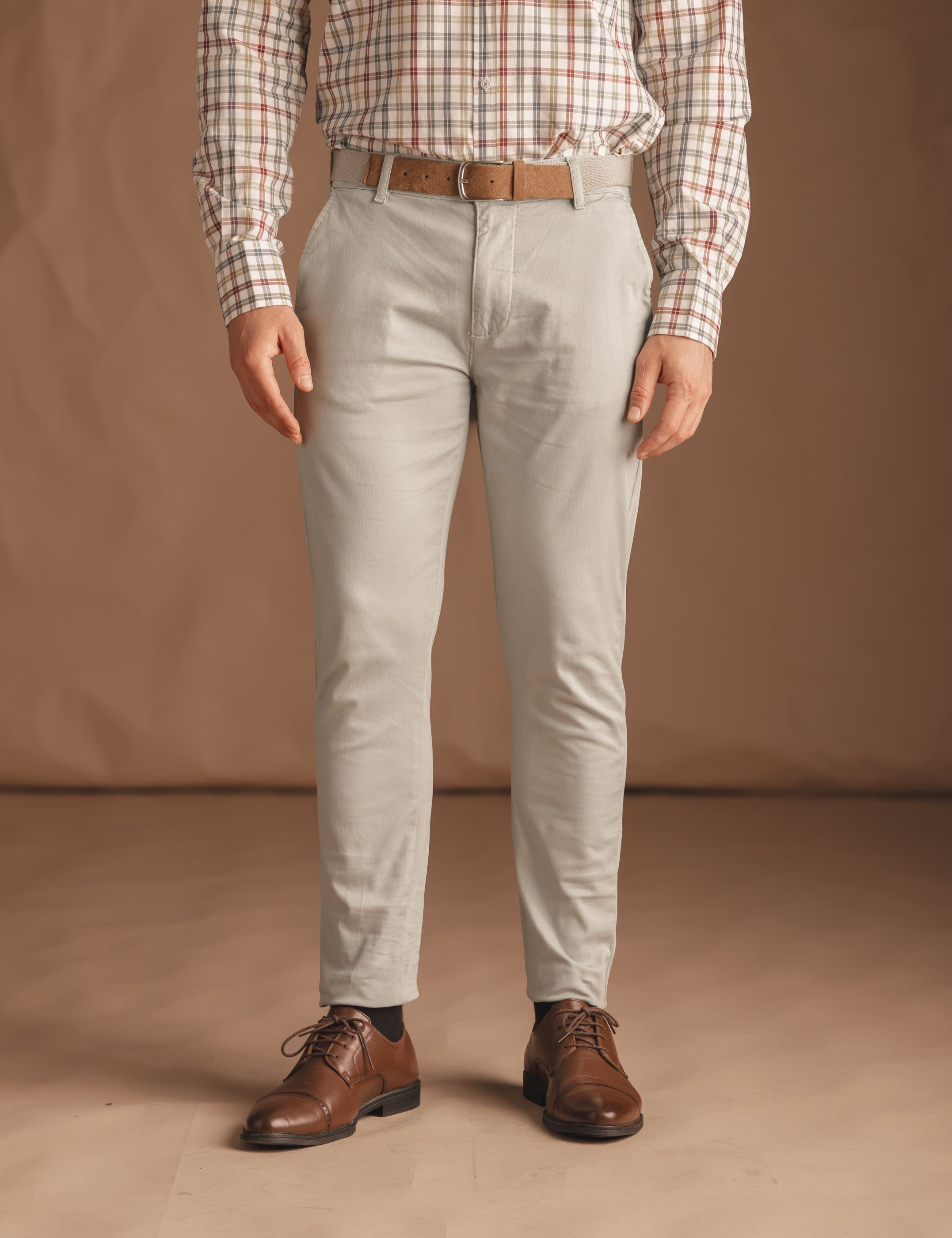 CHINO BÁSICO SLIM VERDE
