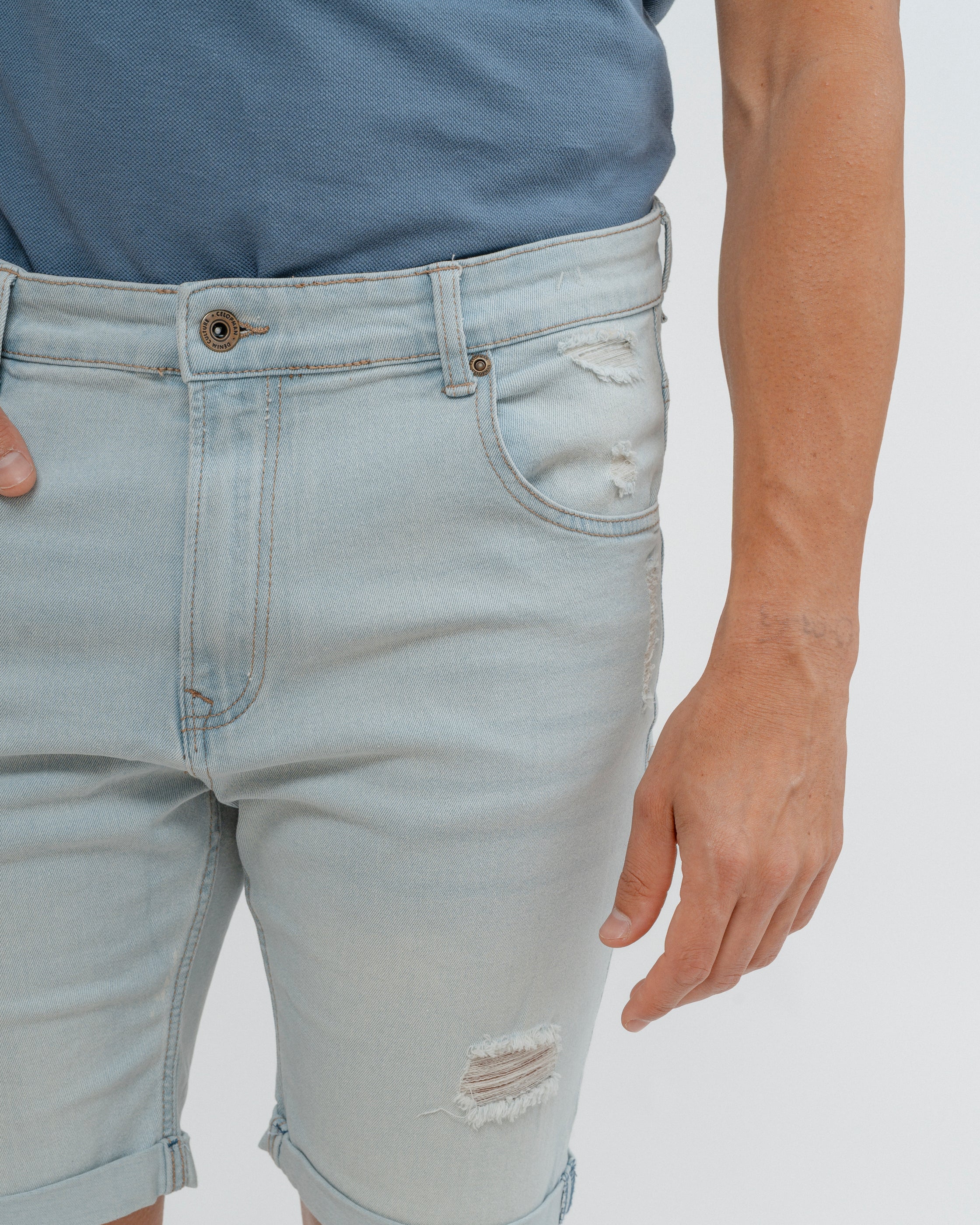 BERMUDA 5 BOLSILLOS DENIM ROTOS