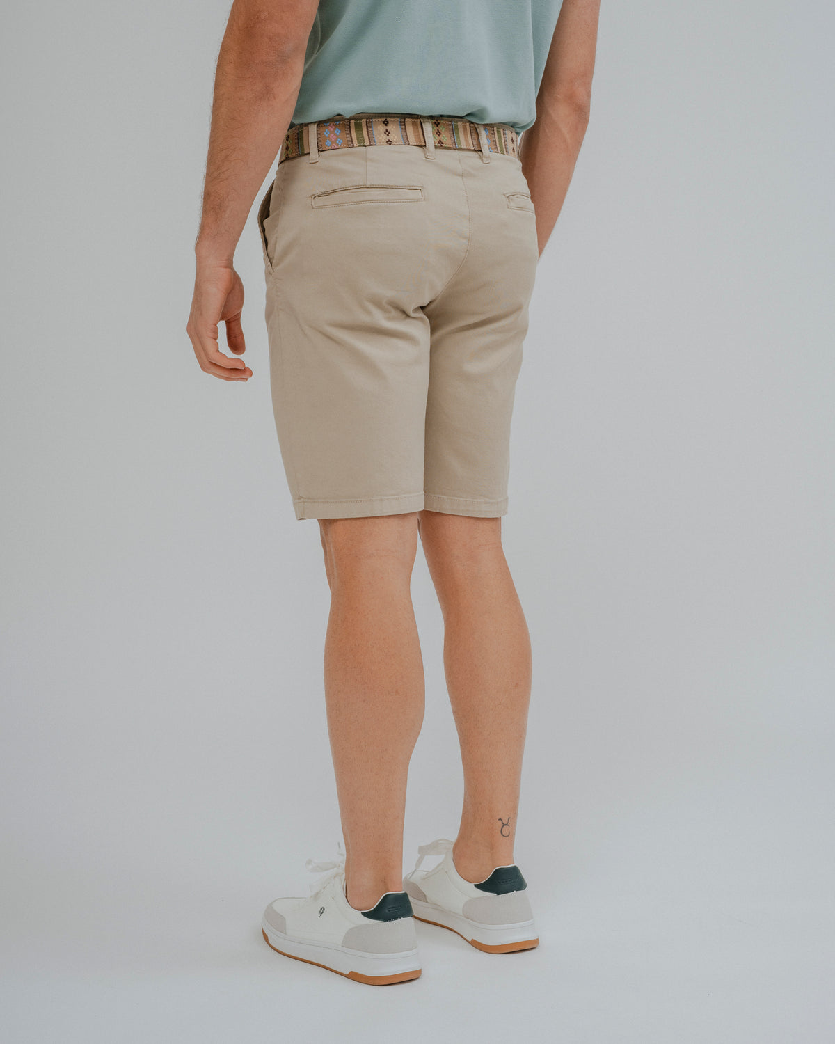 BERMUDA CHINO BEGE