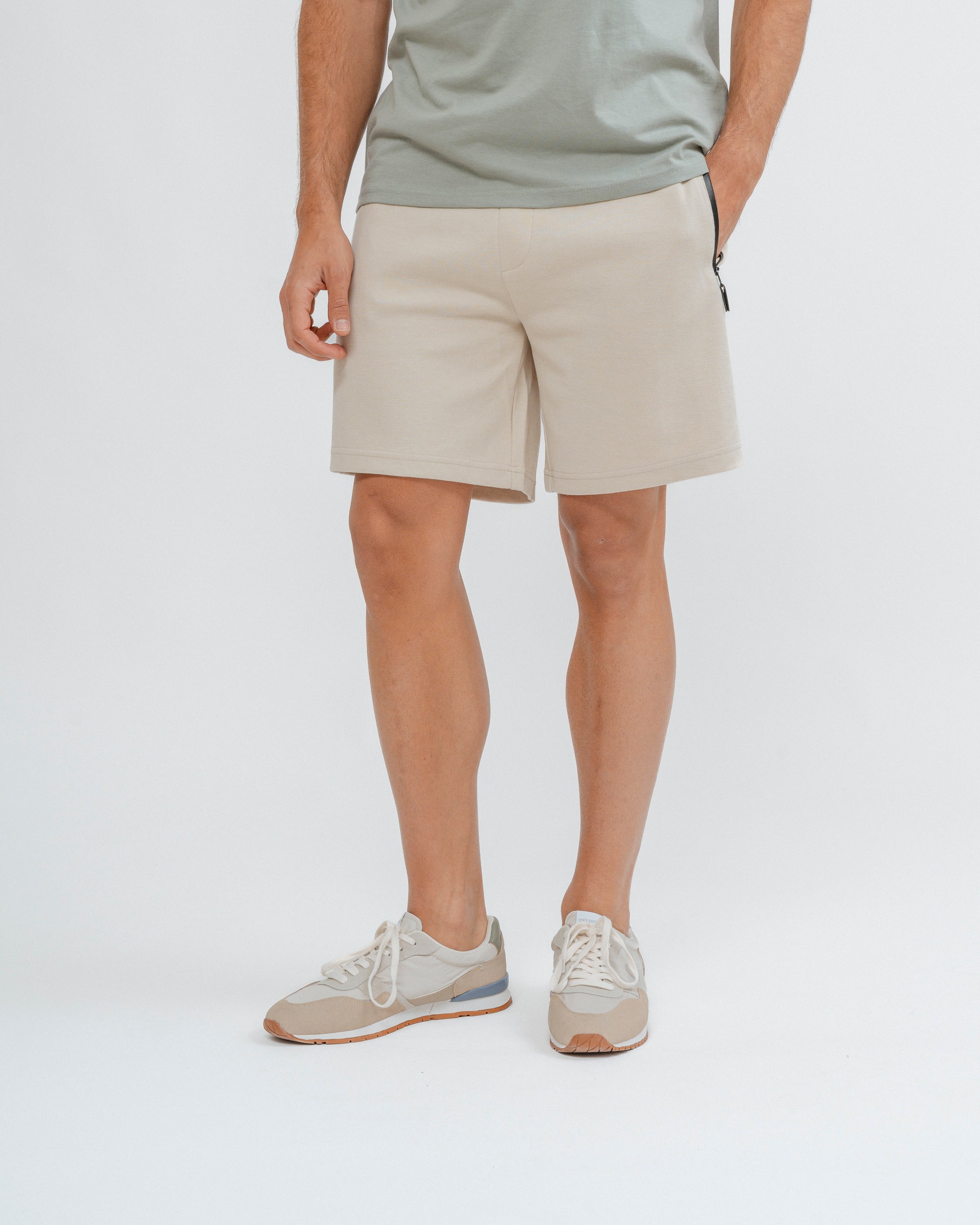 BERMUDA JOGGER ESTERUCTURA BEIGE