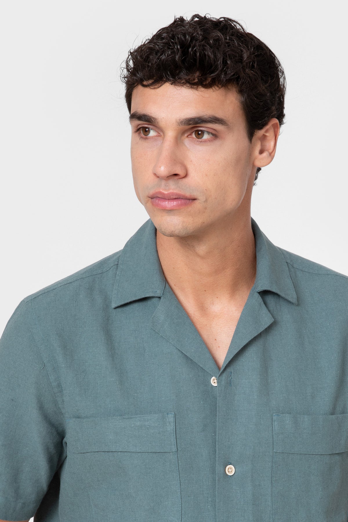 CAMISA DE LINHO VERDE MANGA CURTA