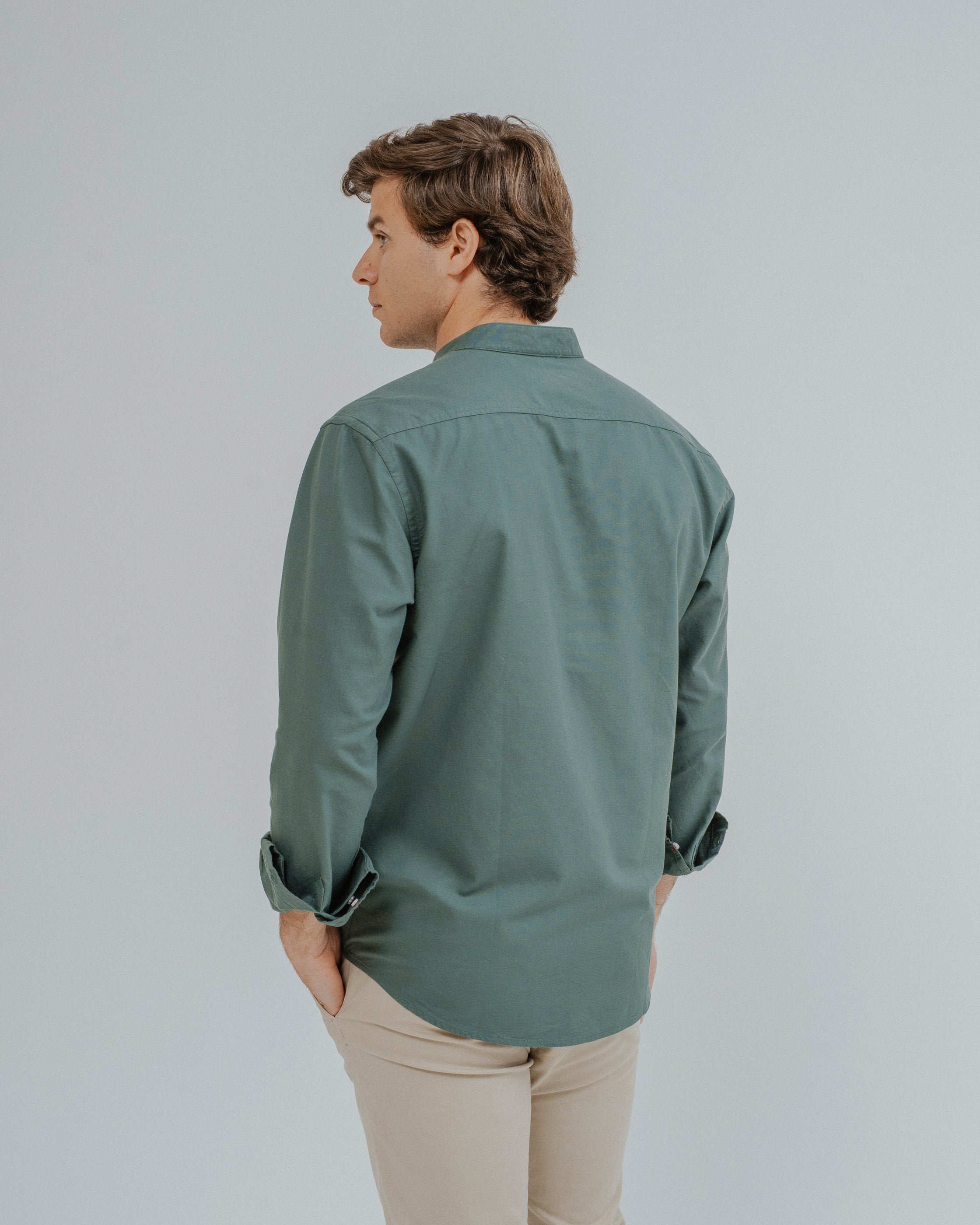 CAMISA OXFORD CUELLO MAO VERDE