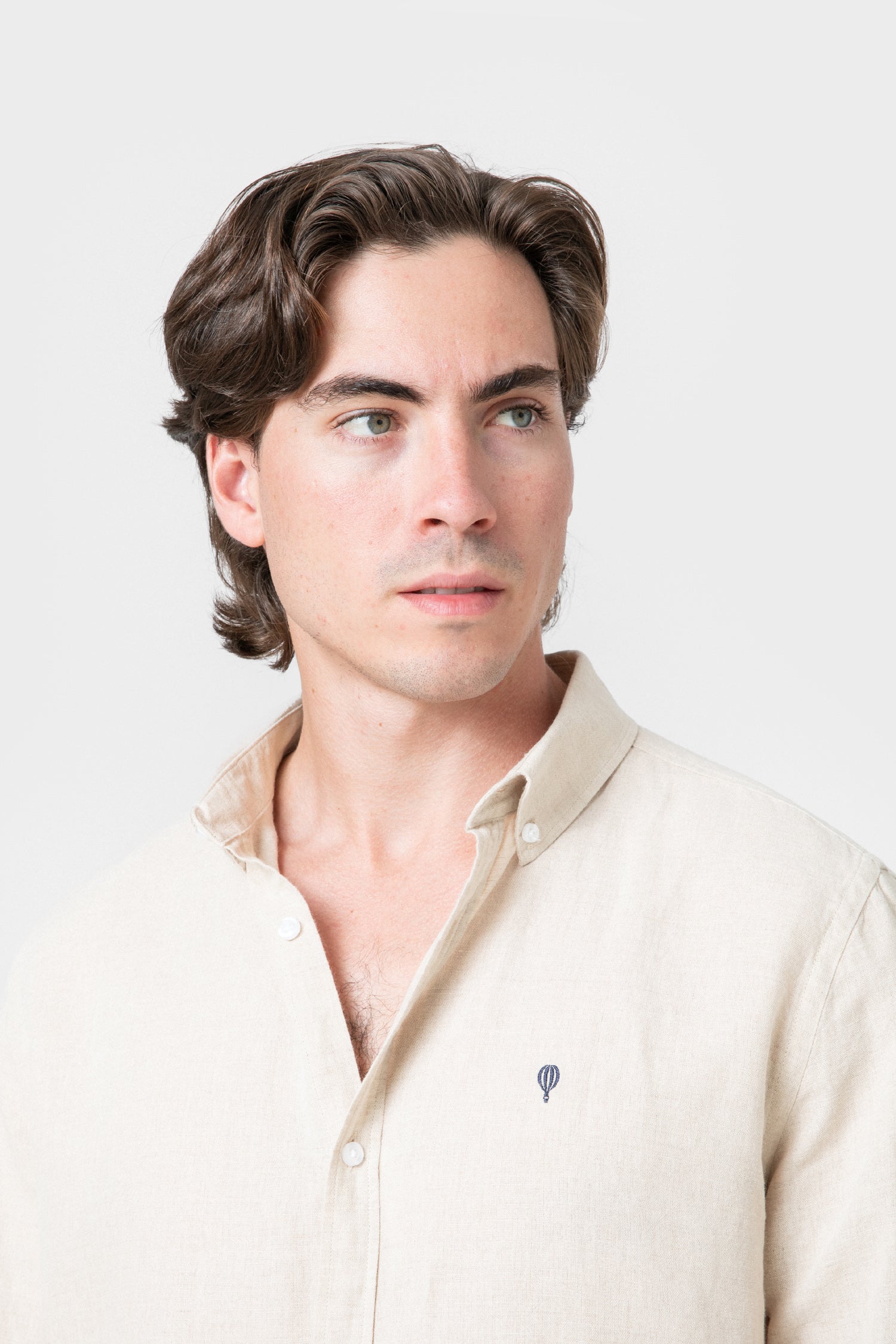 CAMISA CON LINO BEIGE