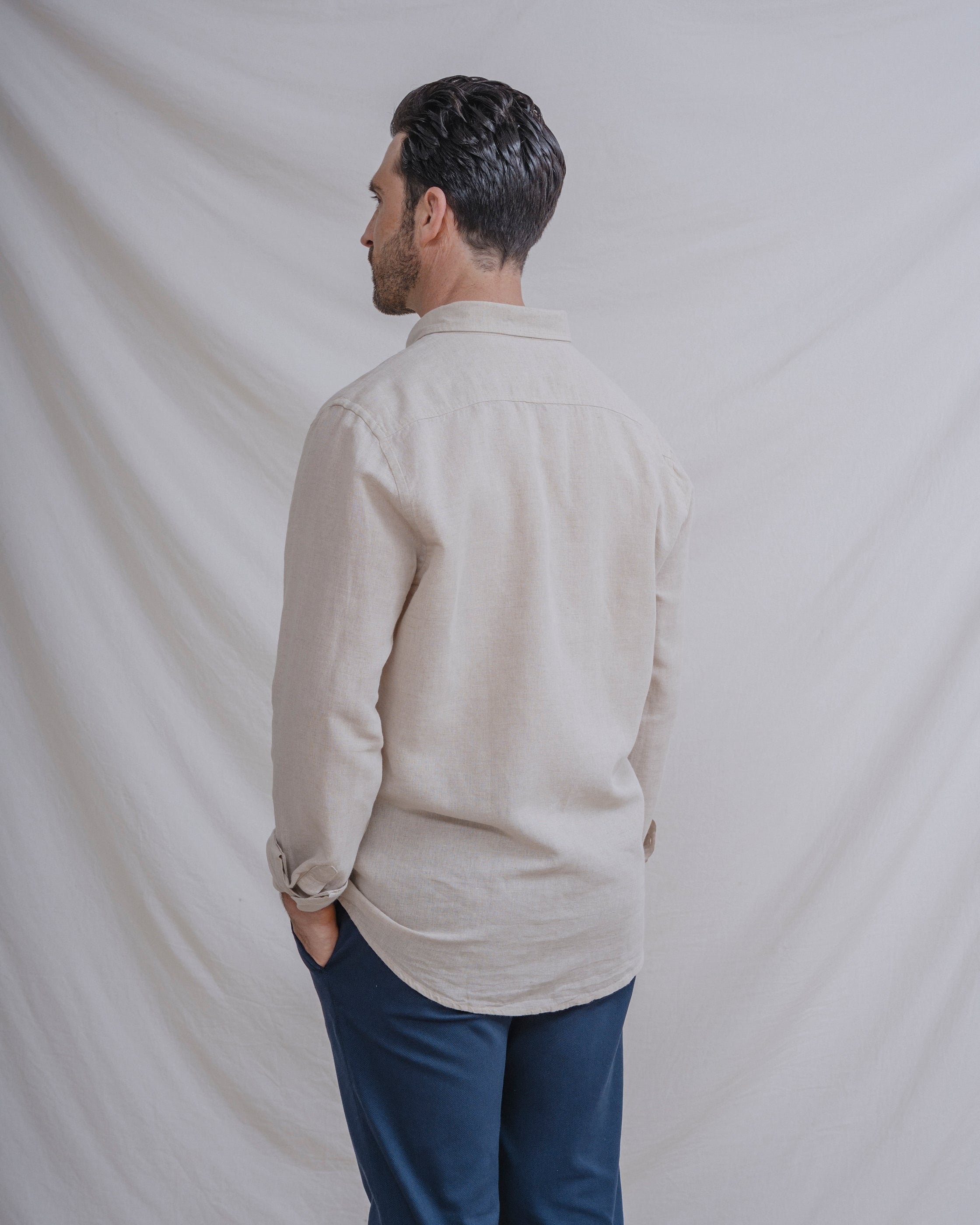 CAMISA CON LINO BEIGE