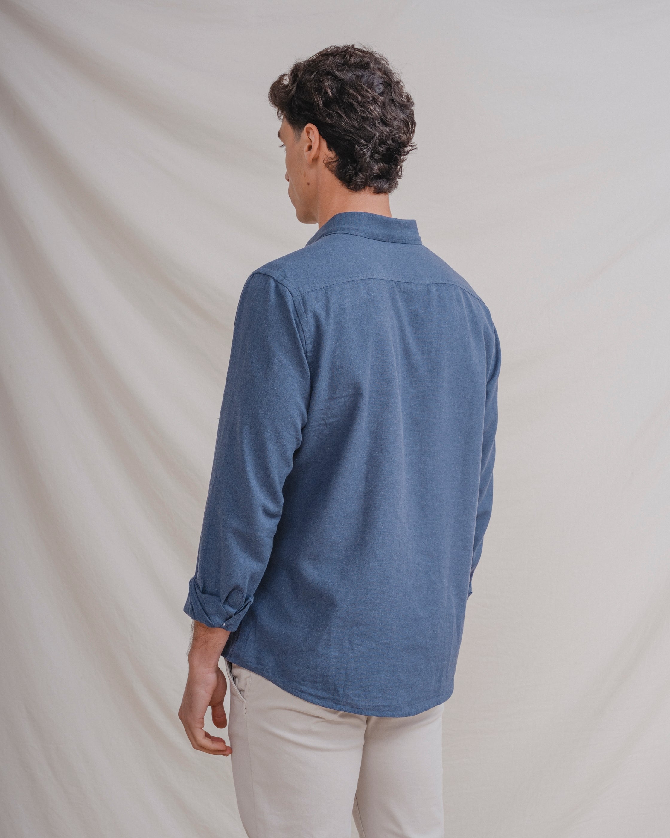 CAMISA CON LINO AZUL