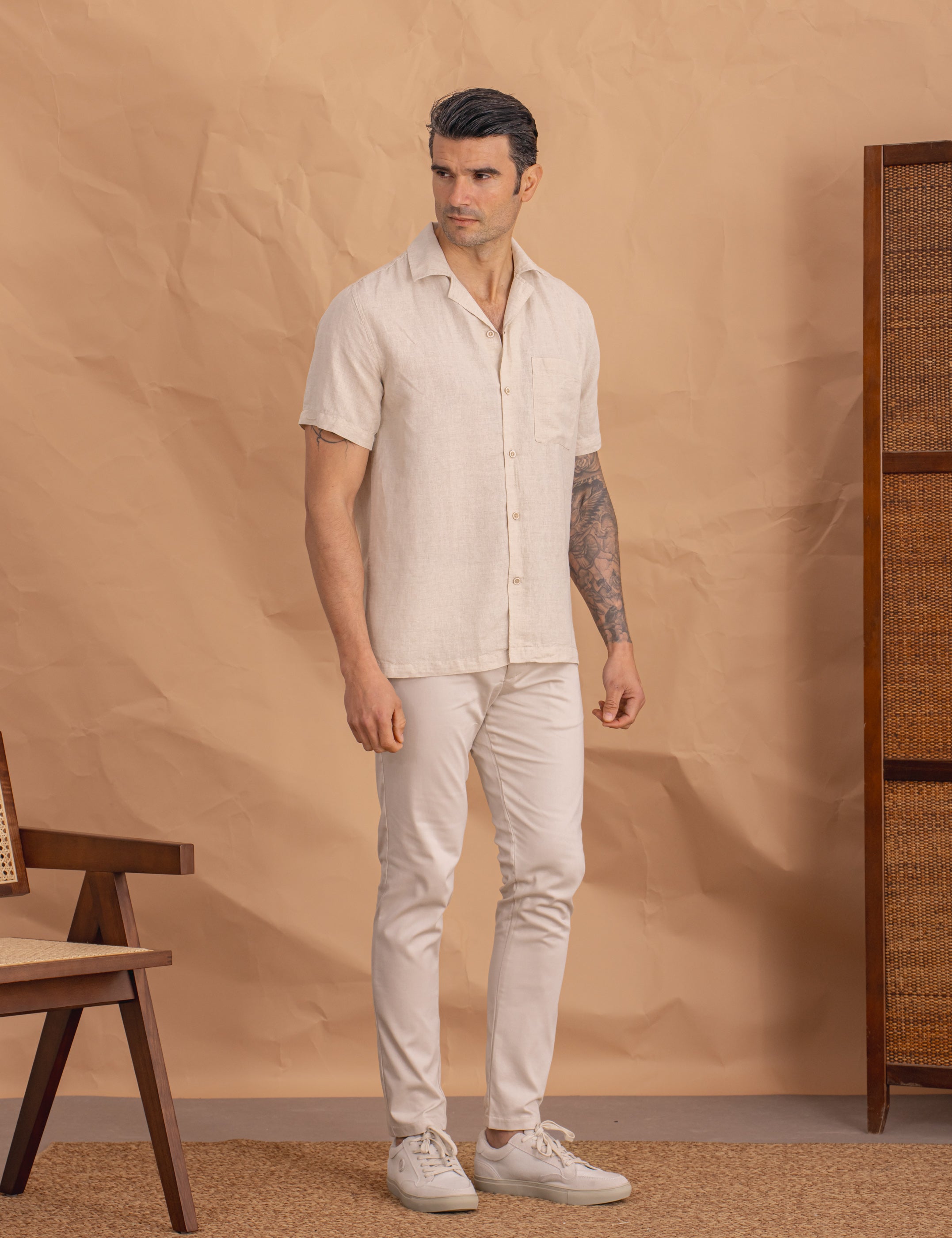 CAMISA CON LINO BEIGE MANGA CORTA