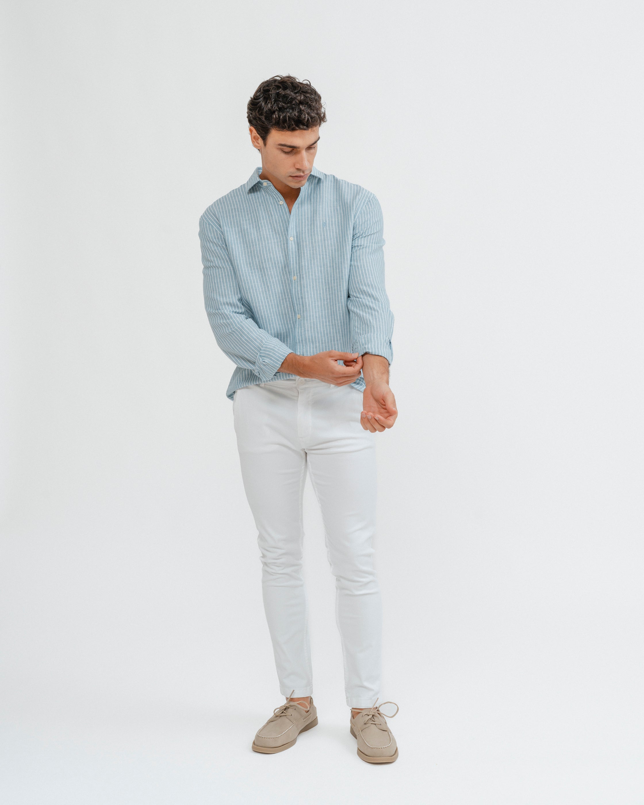 CAMISA OXFORD RAYA DIPLOMÁTICA CELESTE