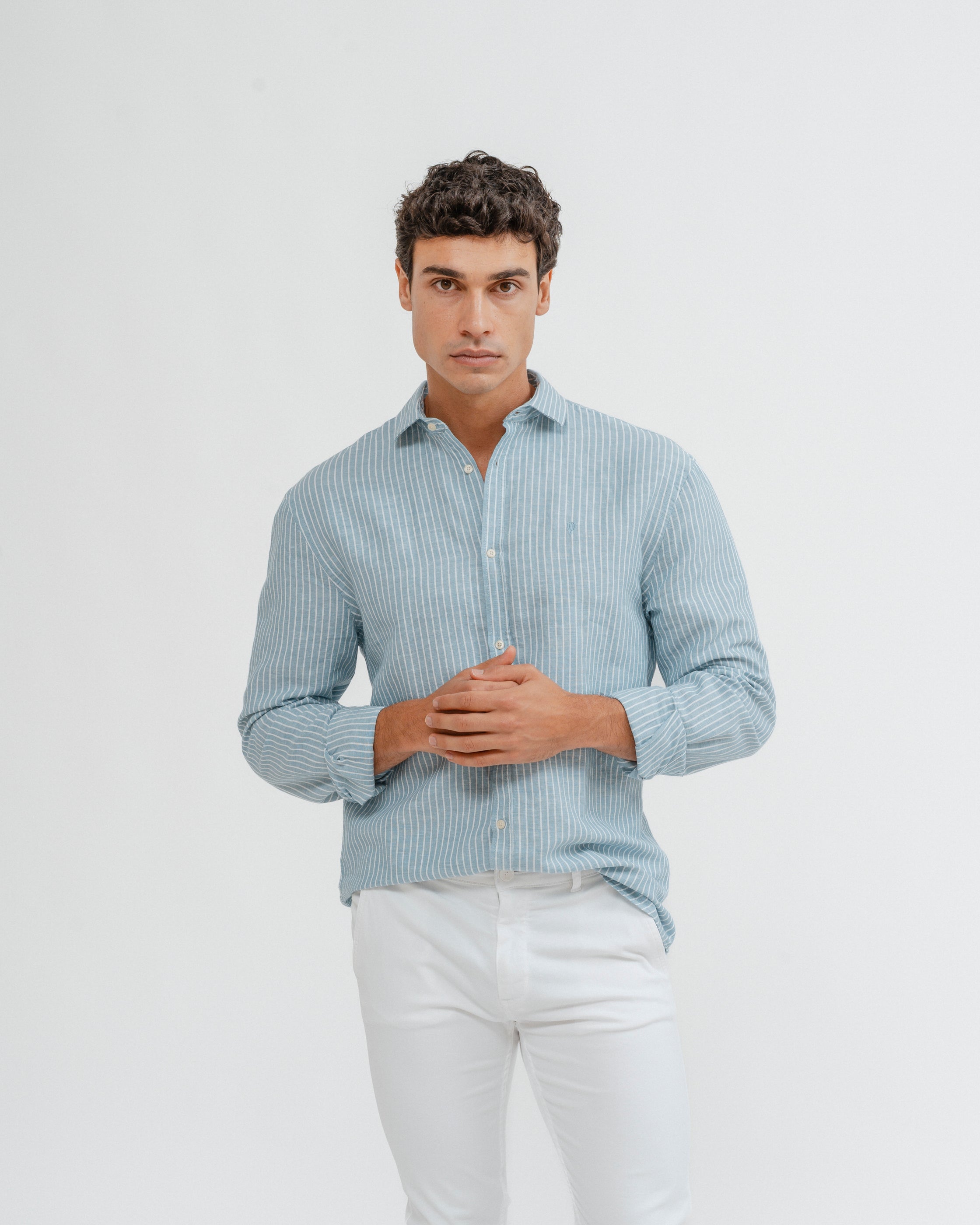 CAMISA OXFORD RAYA DIPLOMÁTICA CELESTE
