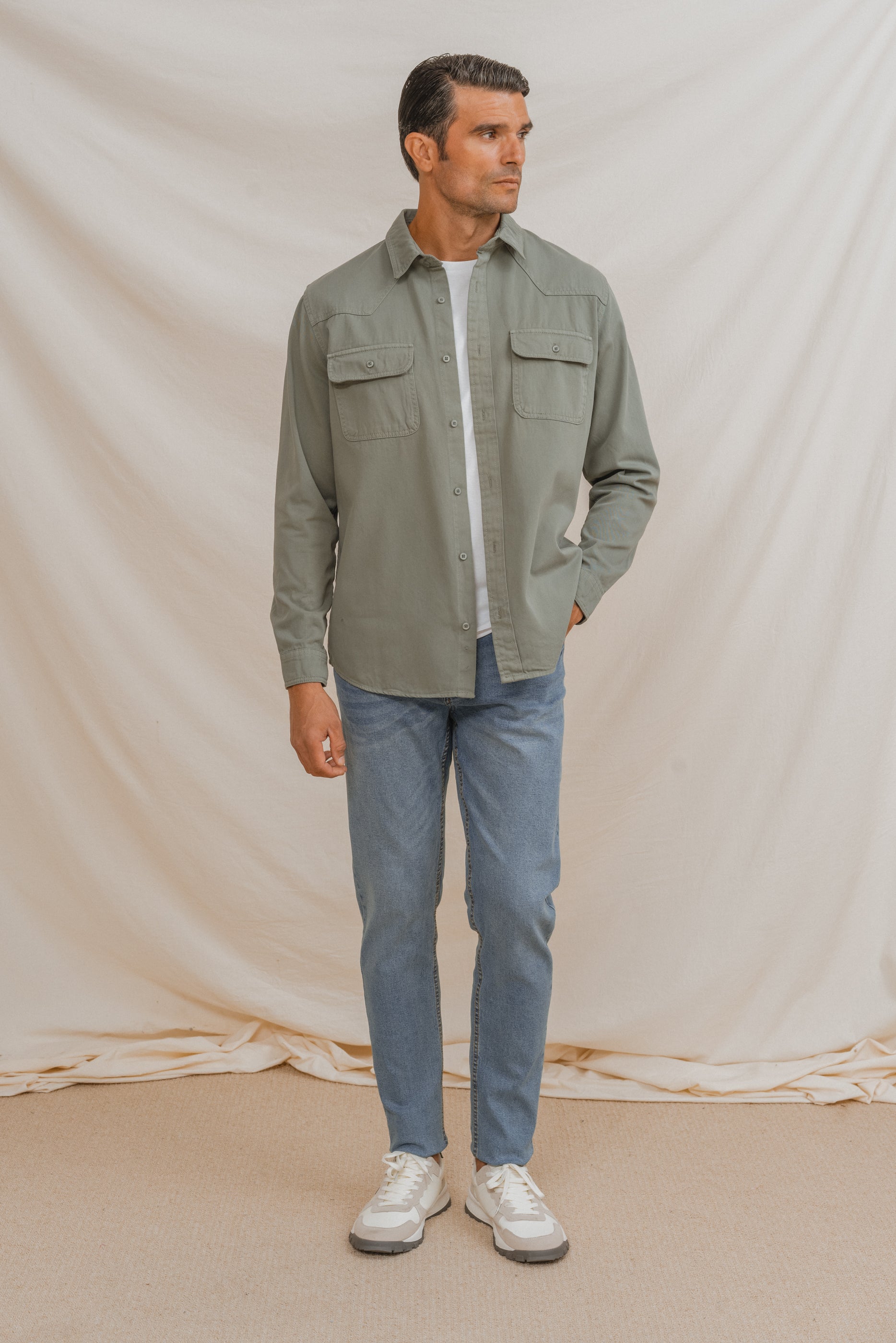 SOBRECAMISA VERDE