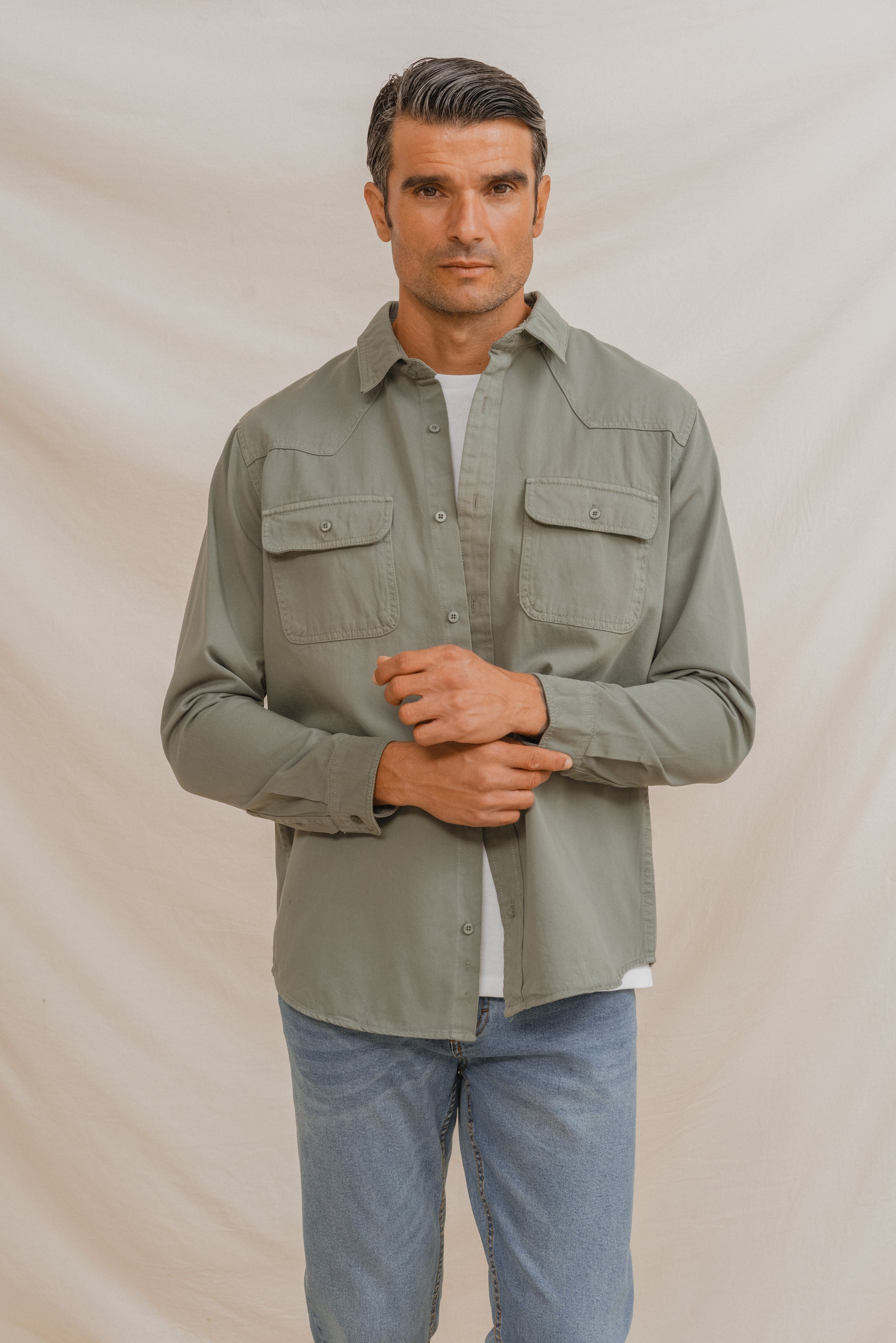 SOBRECAMISA VERDE