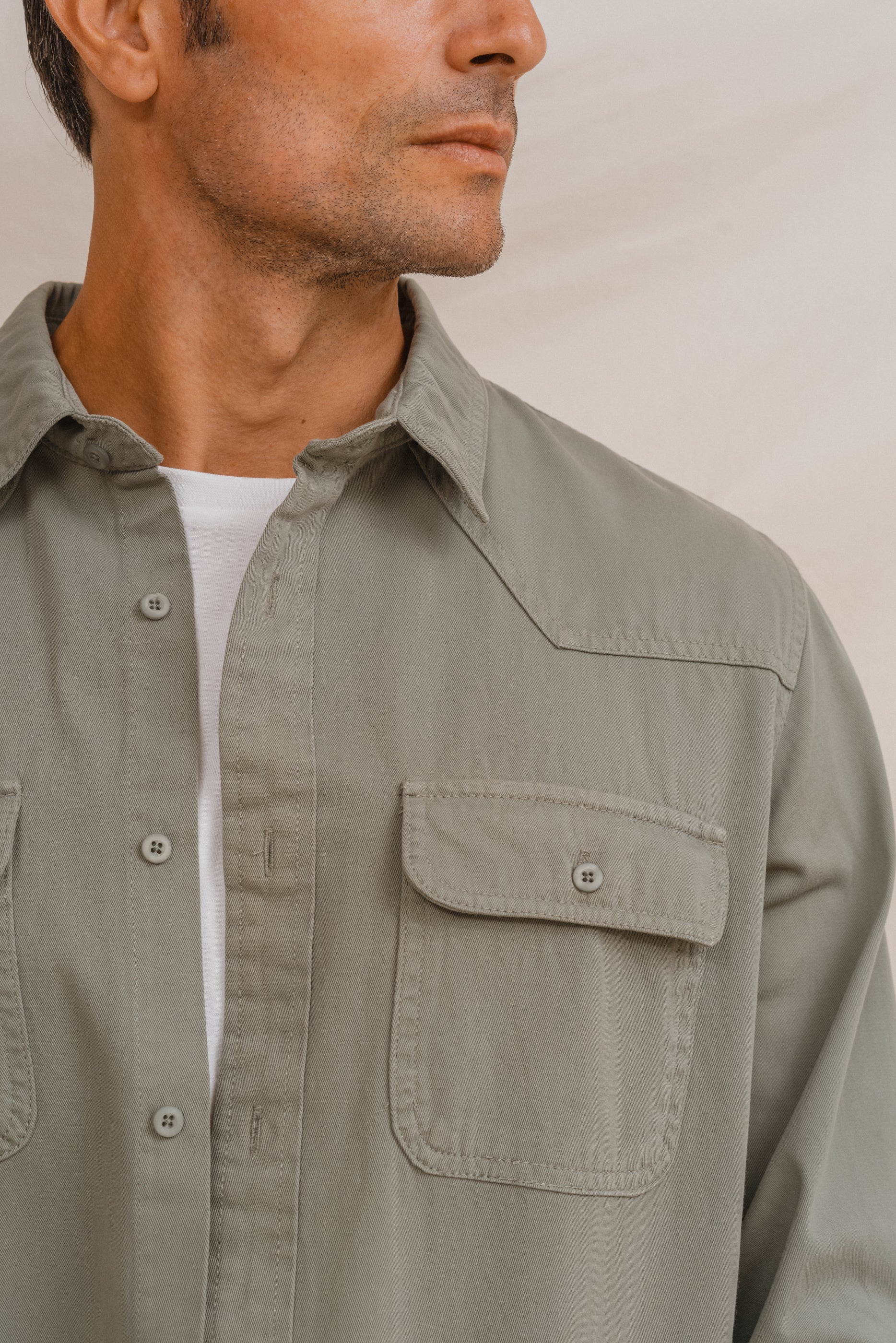 SOBRECAMISA VERDE
