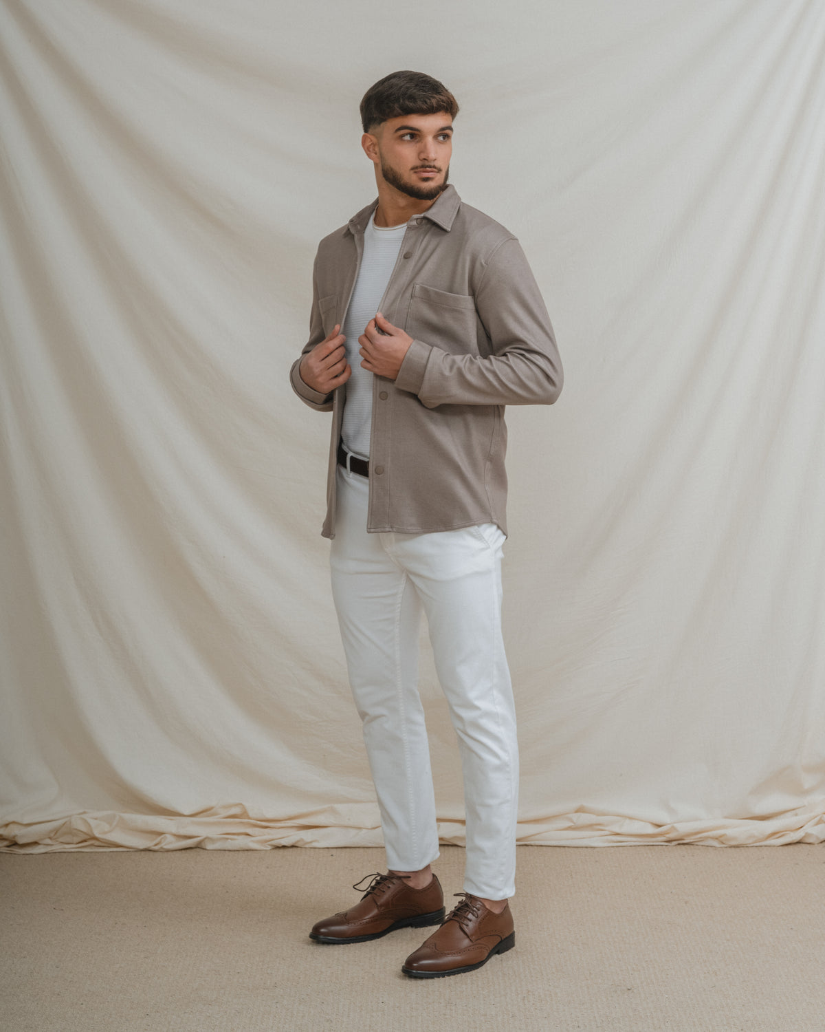SOBRECAMISA DE MALHA BEGE