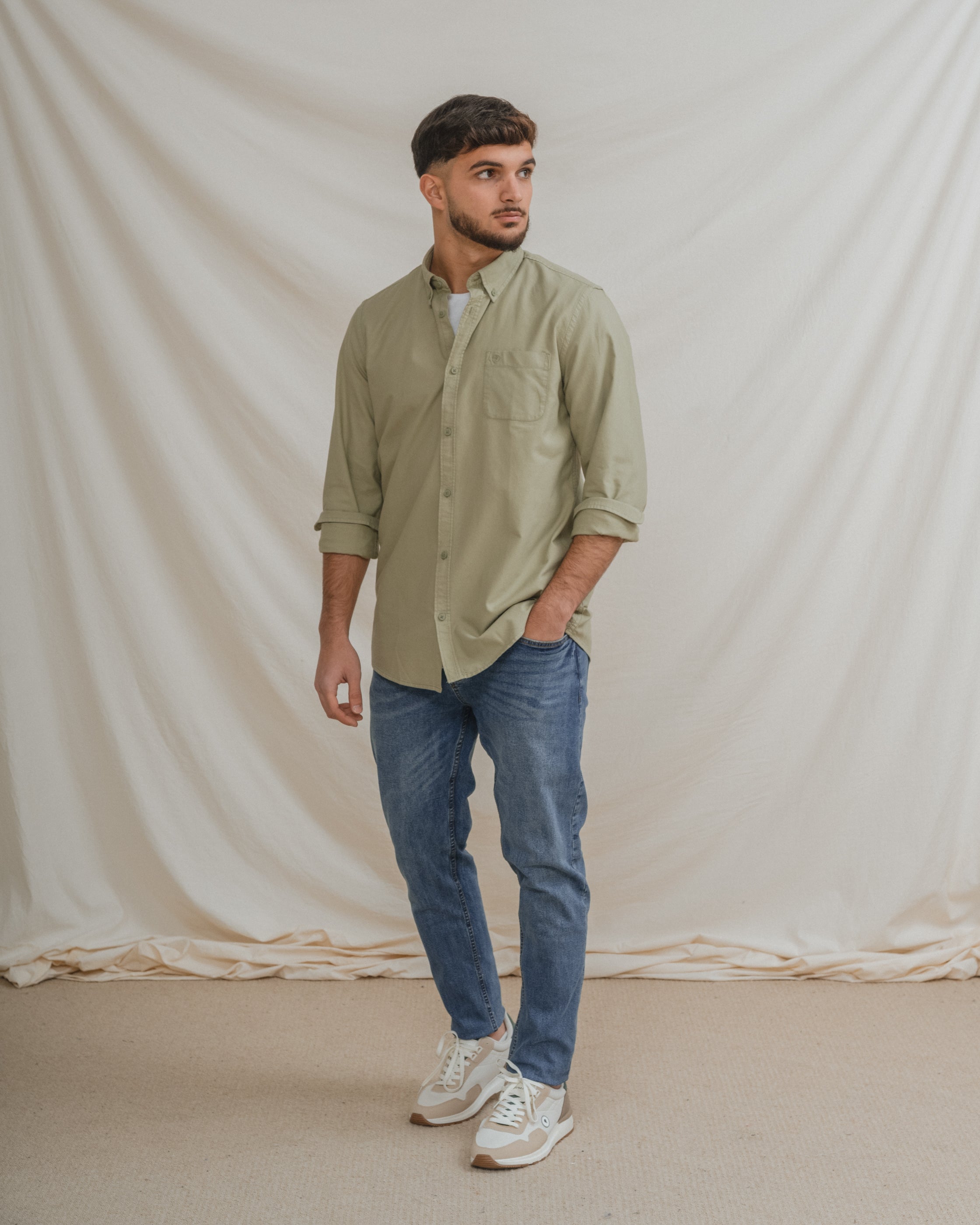 CAMISA OXFORD BOLSILLO VERDE