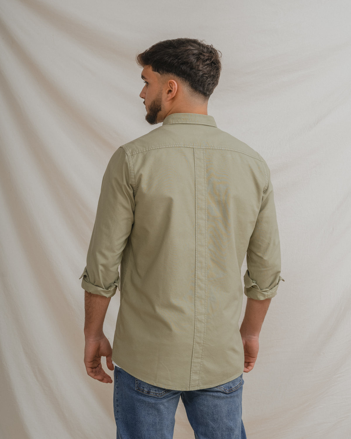 CAMISA OXFORD BOLSO VERDE